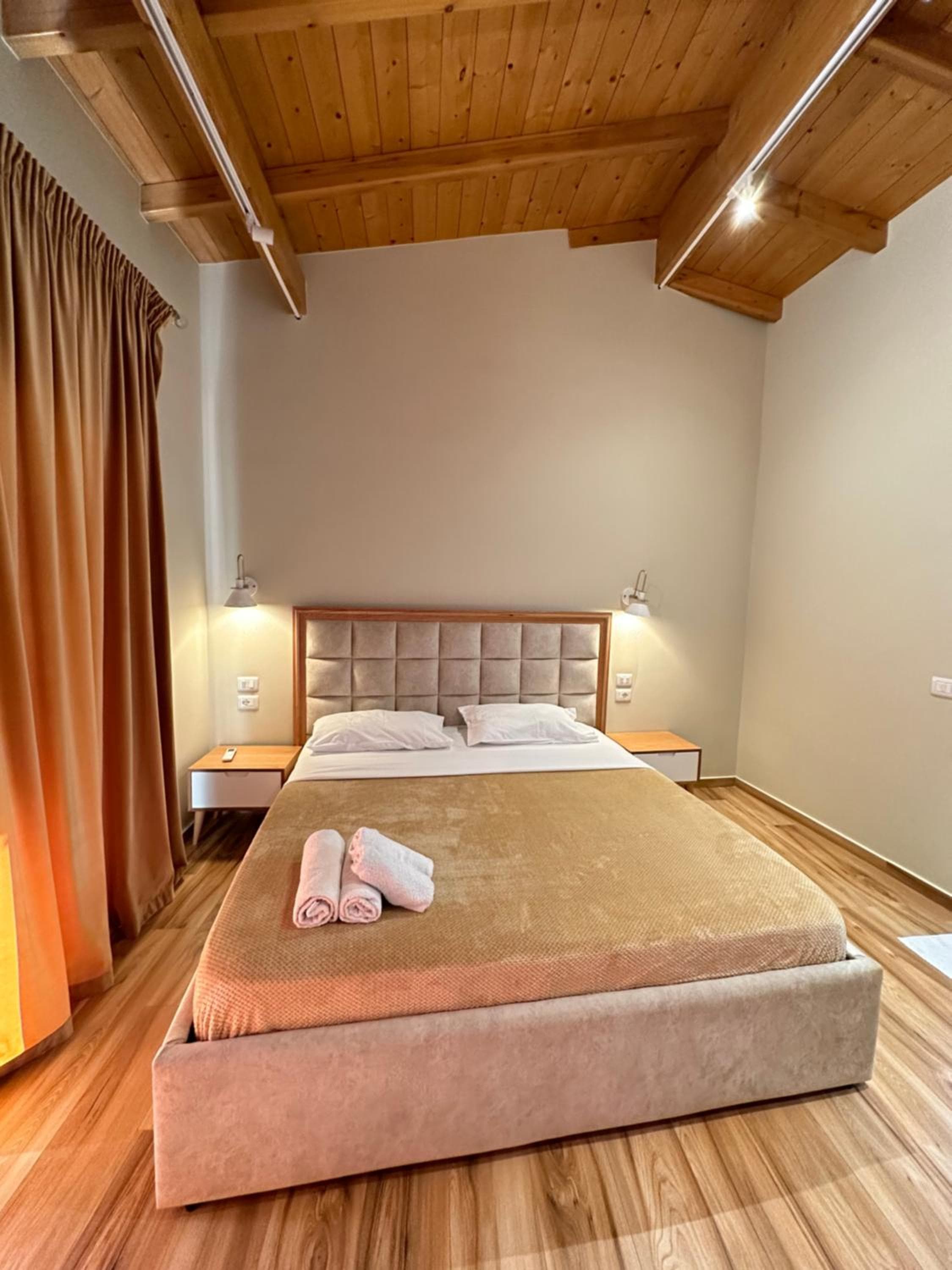 Arial Penthouse Suites, Vlorë, photo 6