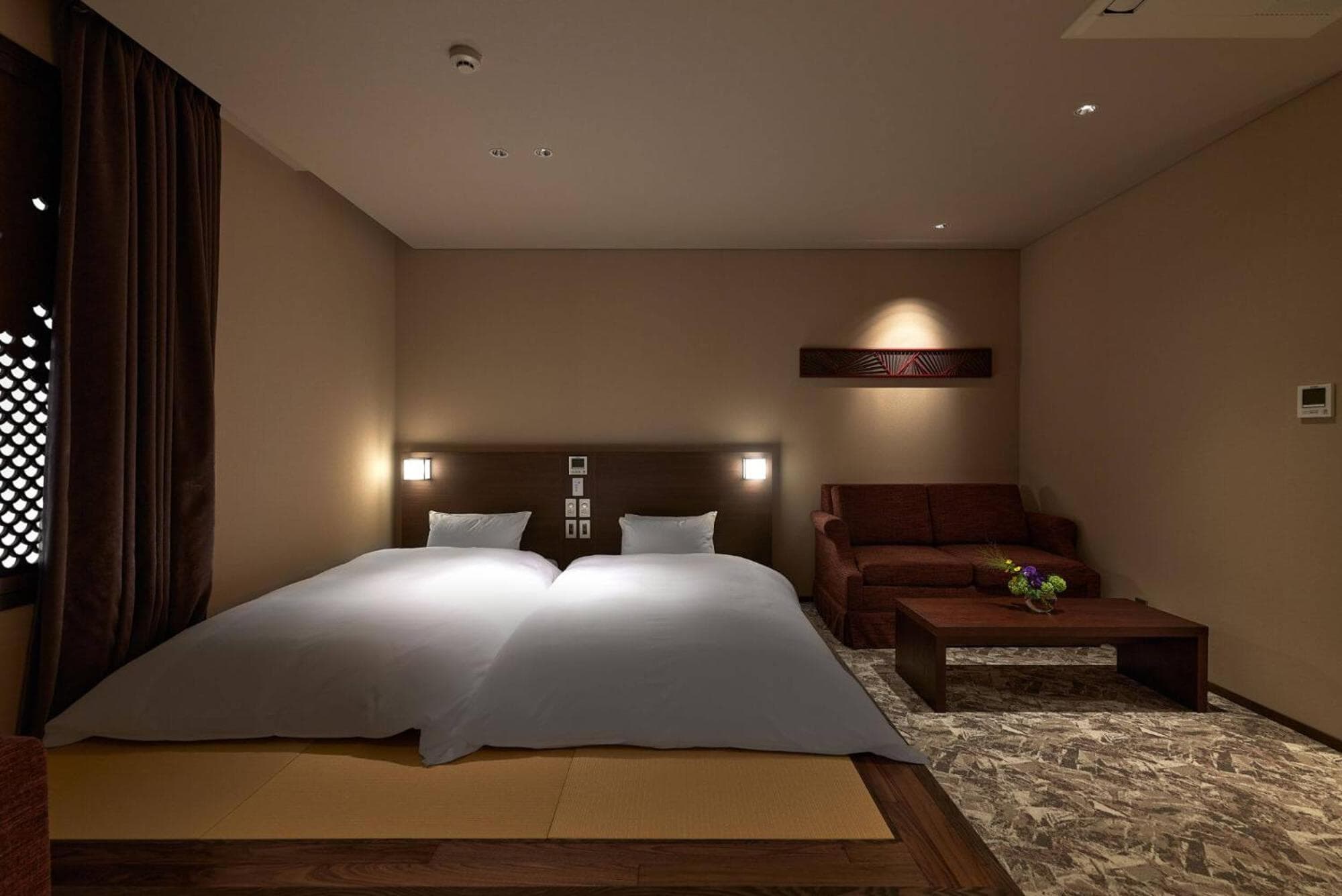 Minn Kanazawa, Kanazawa, photo 6