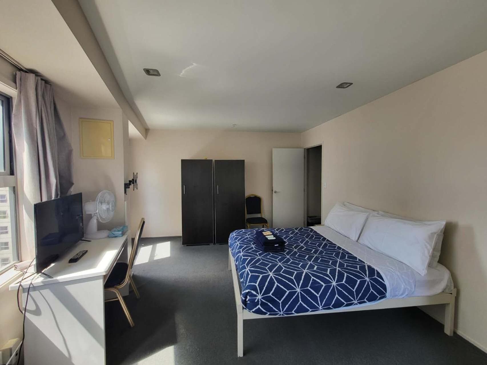 Empire Apartments, Auckland, photo 2