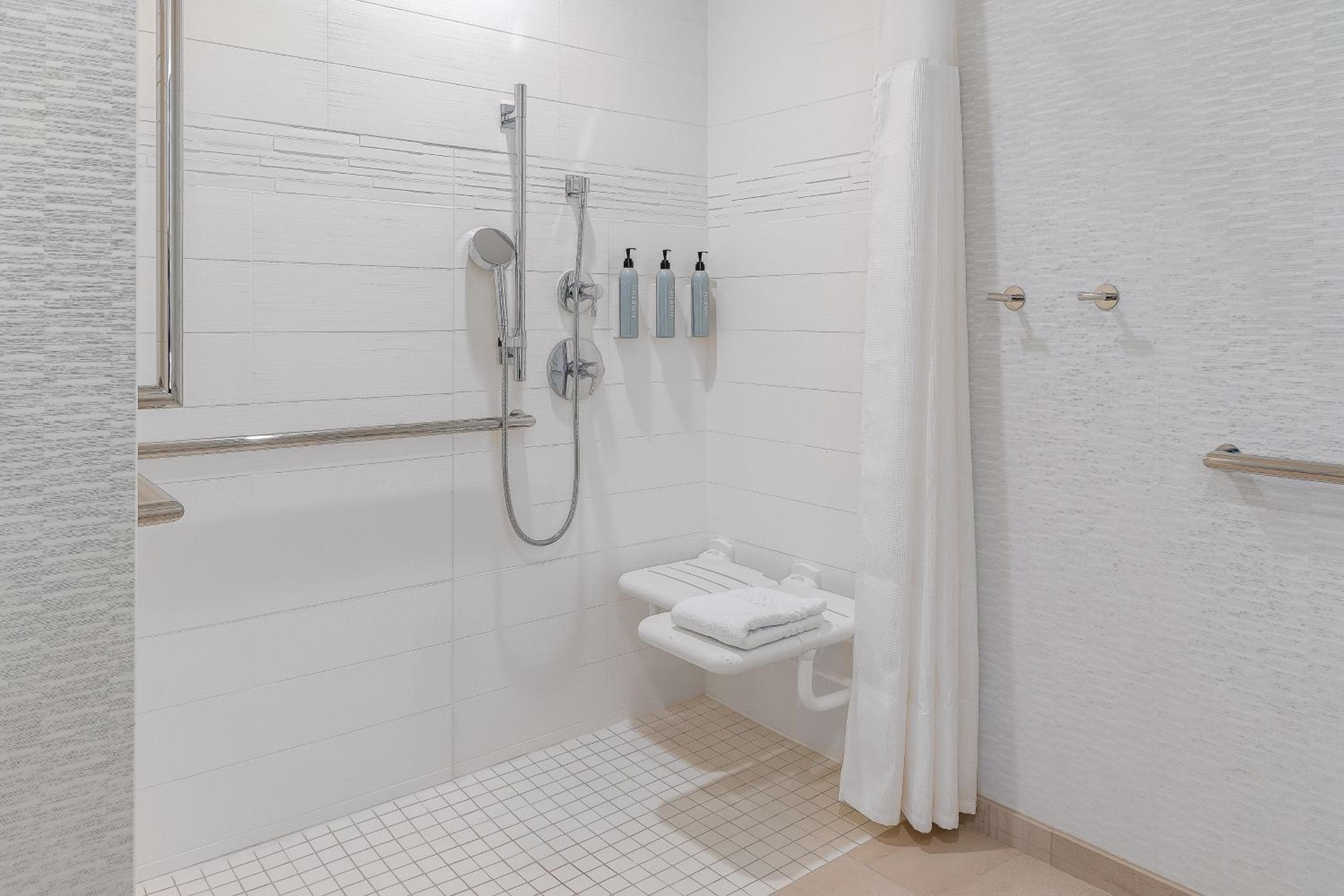 Residence Inn by Marriott Fairfield Napa, Fairfield, photo 5