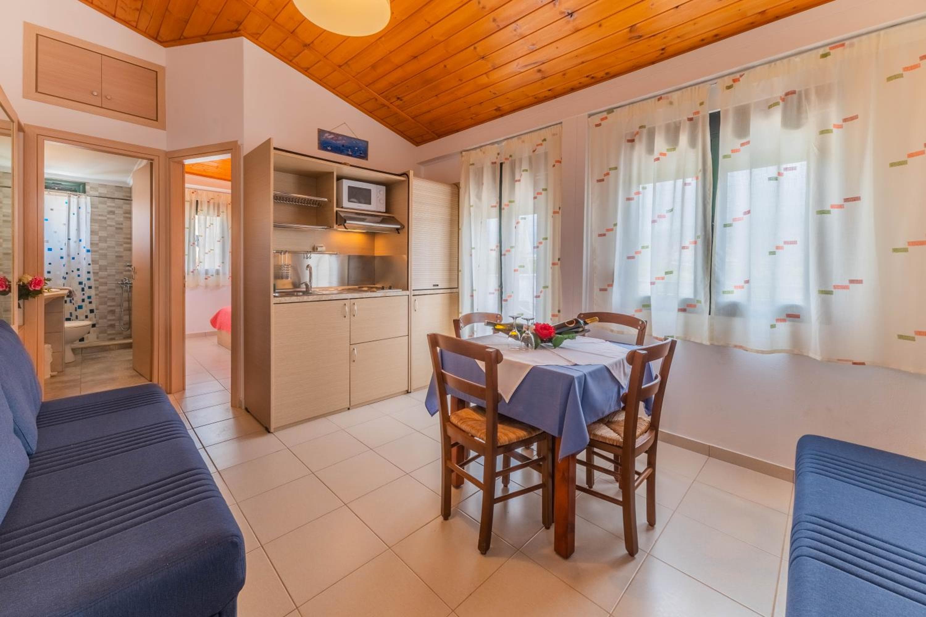 Kastro Studios Apartments, Myrtos, photo 6