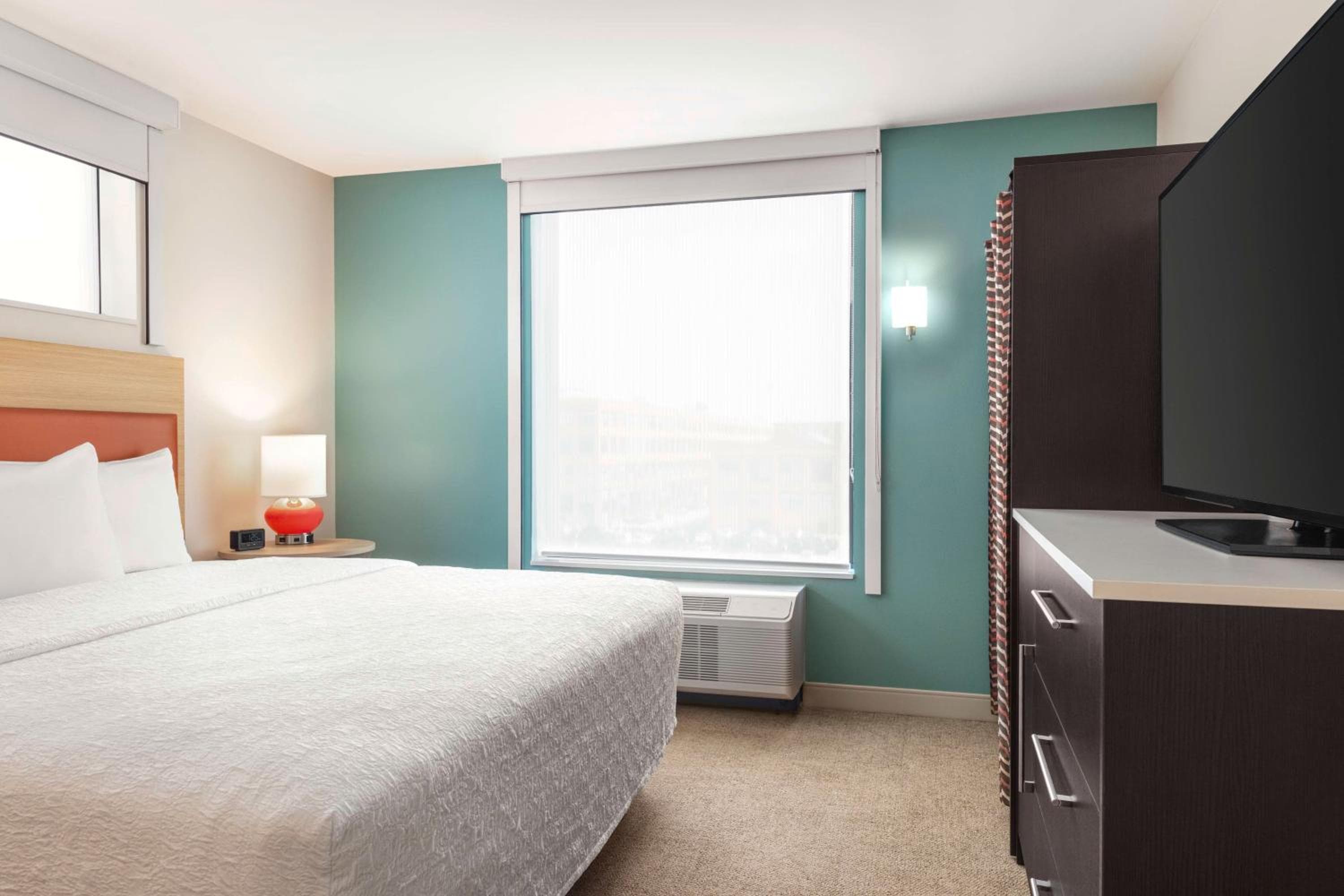 Home2 Suites By Hilton Milwaukee West, Milwaukee, photo 3