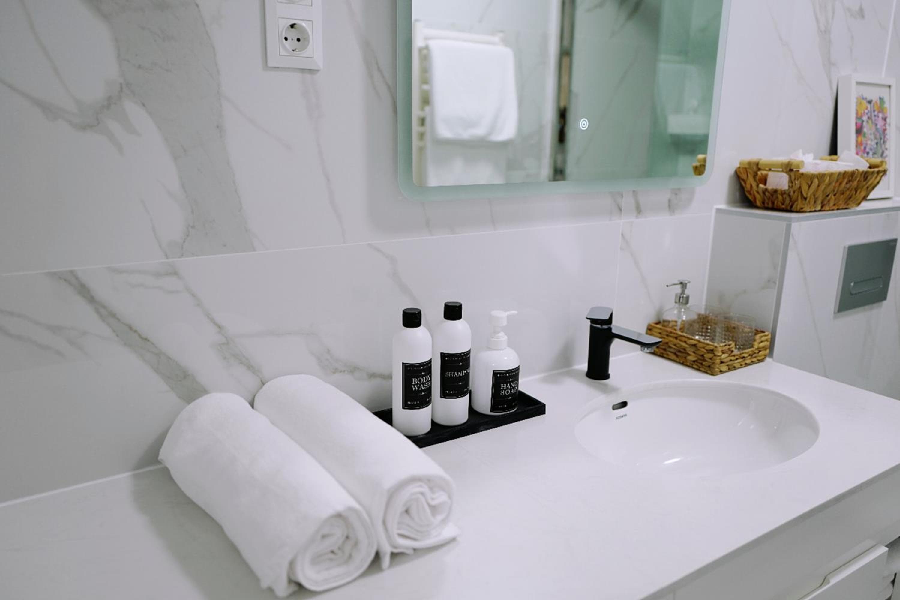 Deluxe Swan Stone Castle Apartment, photo 3