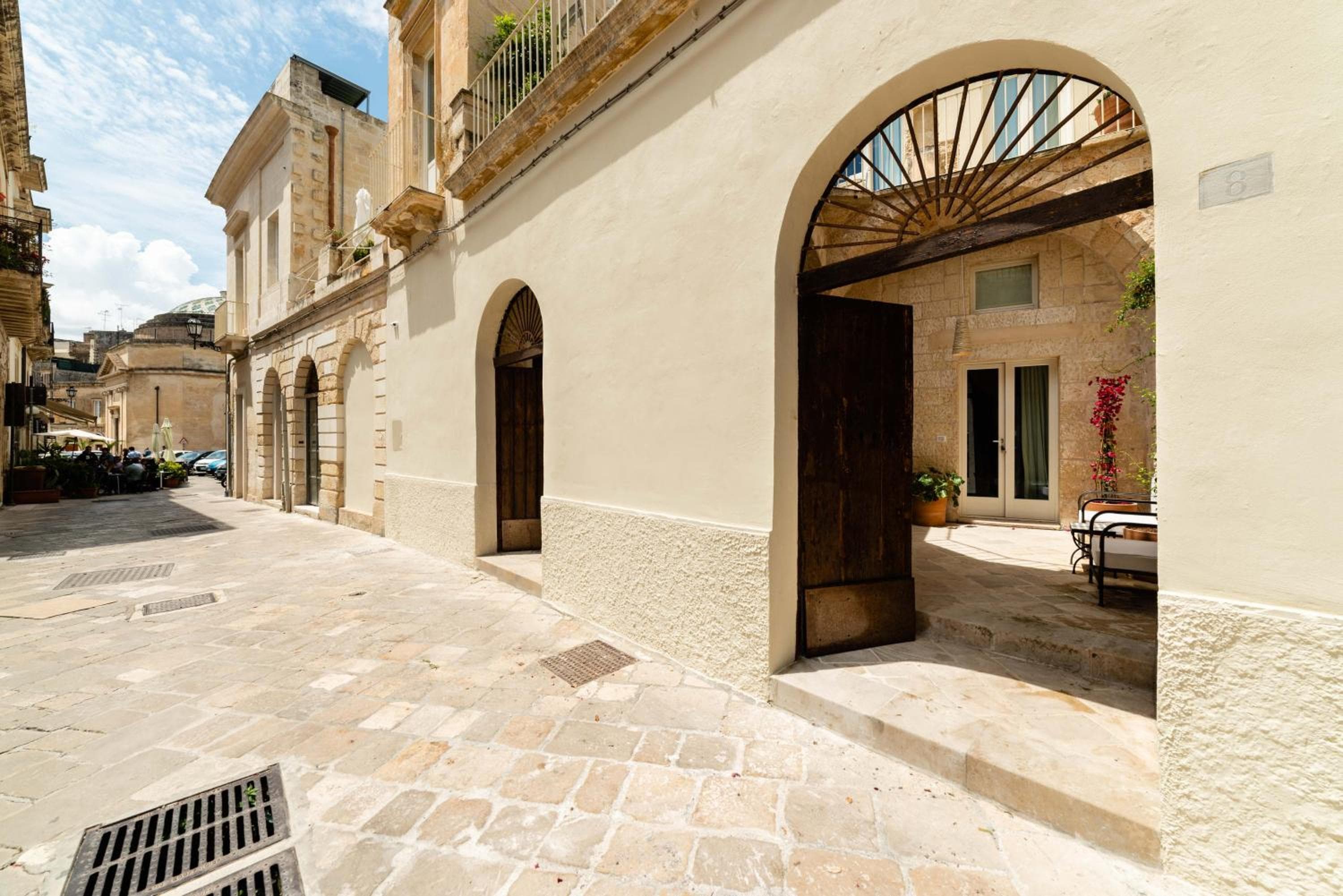 LuLeccio, Lecce