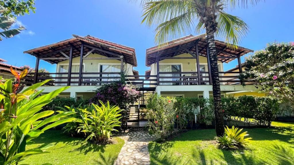 Village Muta, Coroa Vermelha