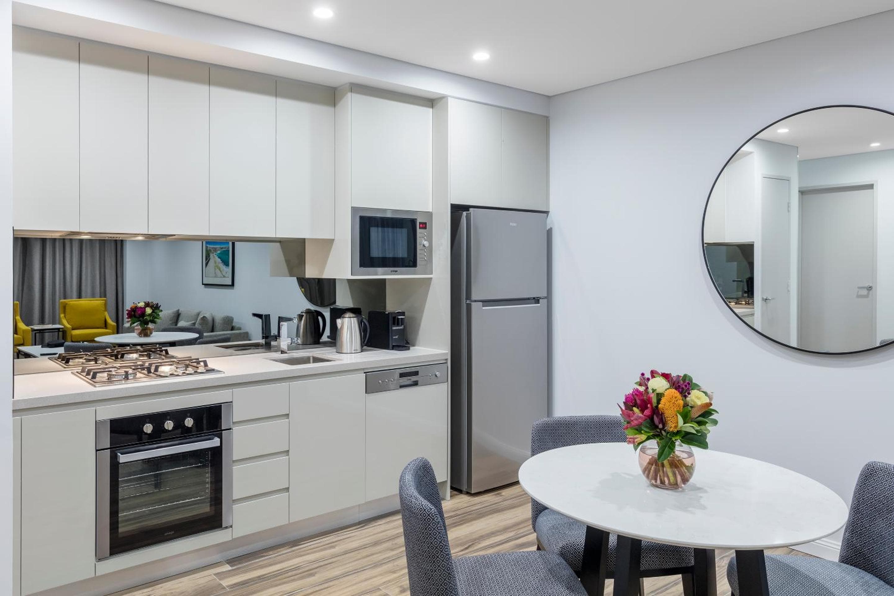 Meriton Suites Bondi Junction, Sydney, photo 3