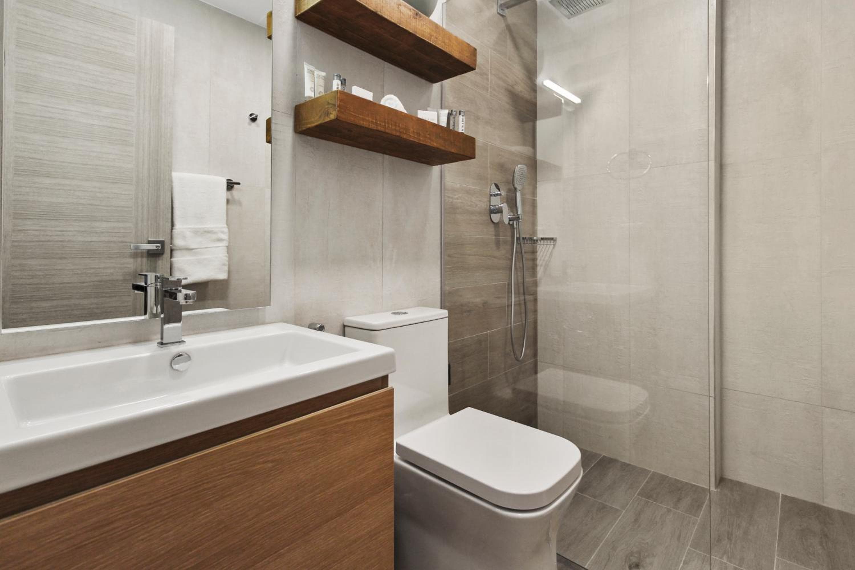 Aracari Residences by Bocobay - Luxury Condos 5 min Walk to Ritz and Palm Beach, Palm-Eagle Beach, photo 2