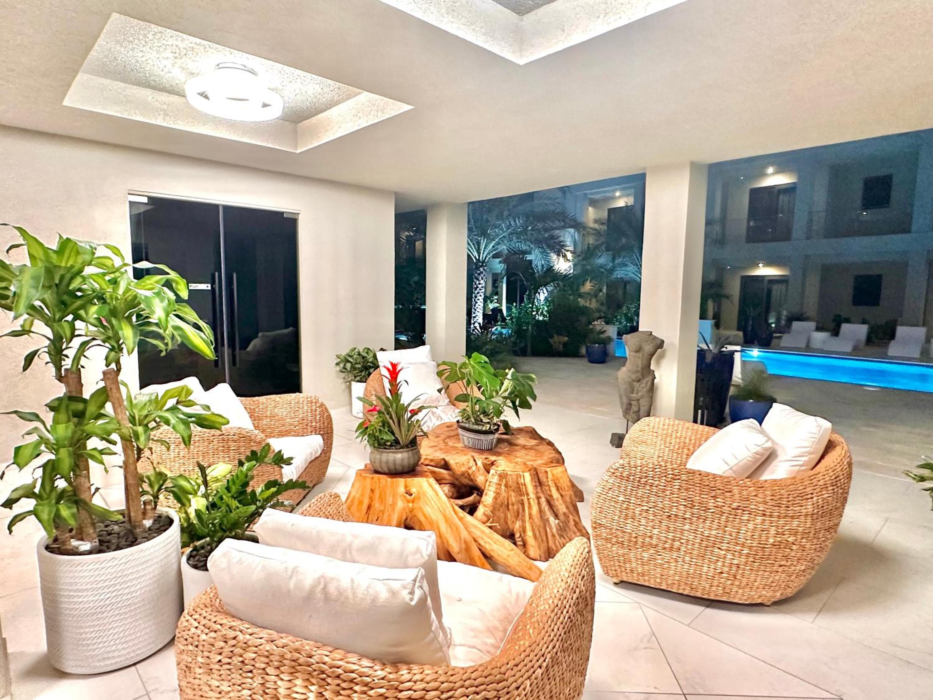 Bocobay Wariruri Condos, Palm-Eagle Beach, photo 2