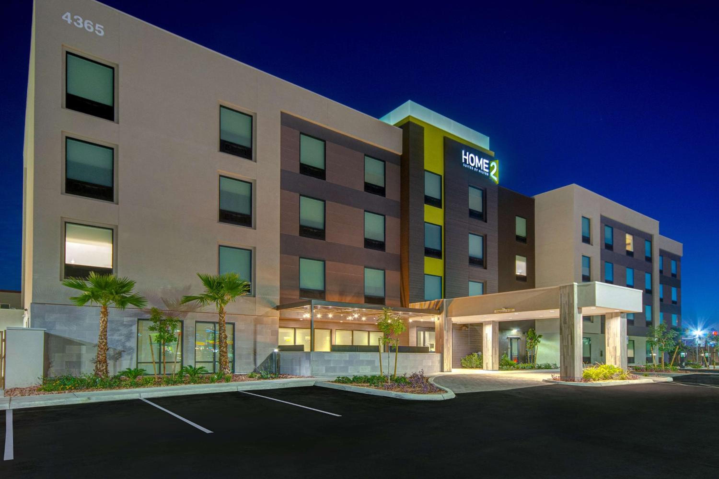 Home2 Suites By Hilton Las Vegas North, Las Vegas, photo 4
