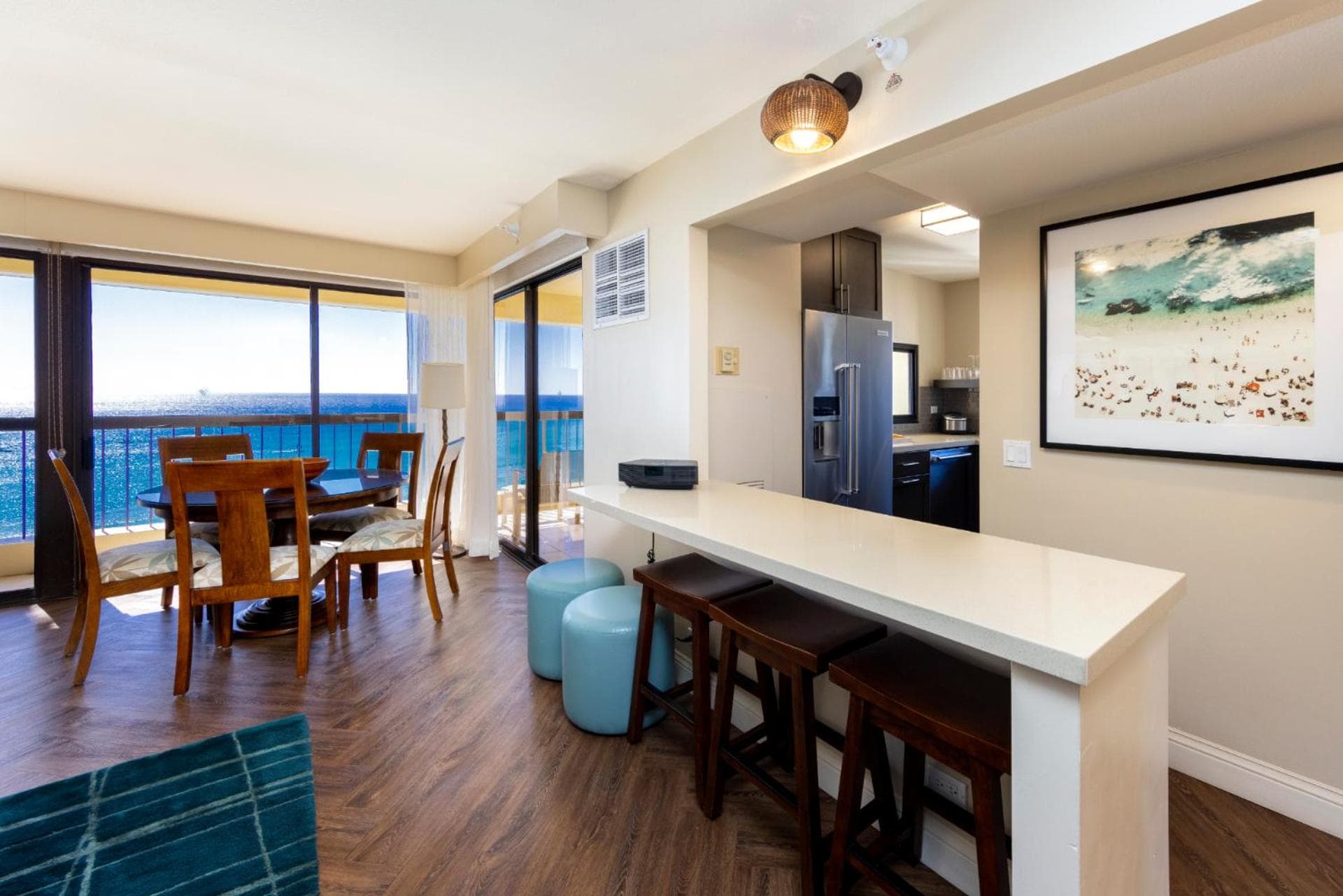 Ocean Front Spectacular Condo, Honolulu, photo 5