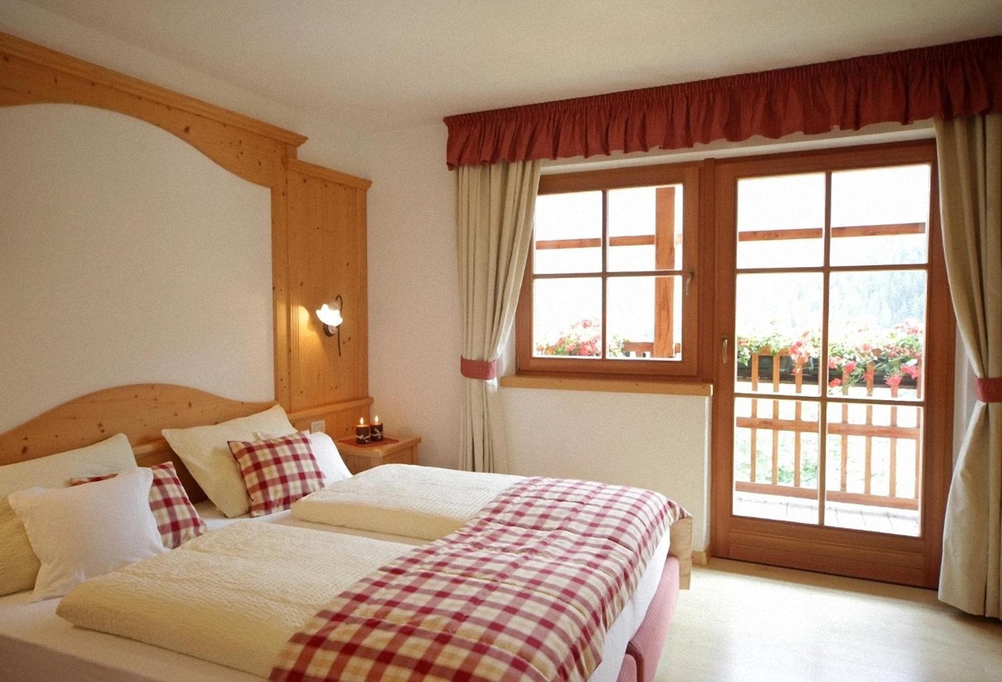 Dolomites Apartments Ciasa Vally, San Cassiano, photo 6