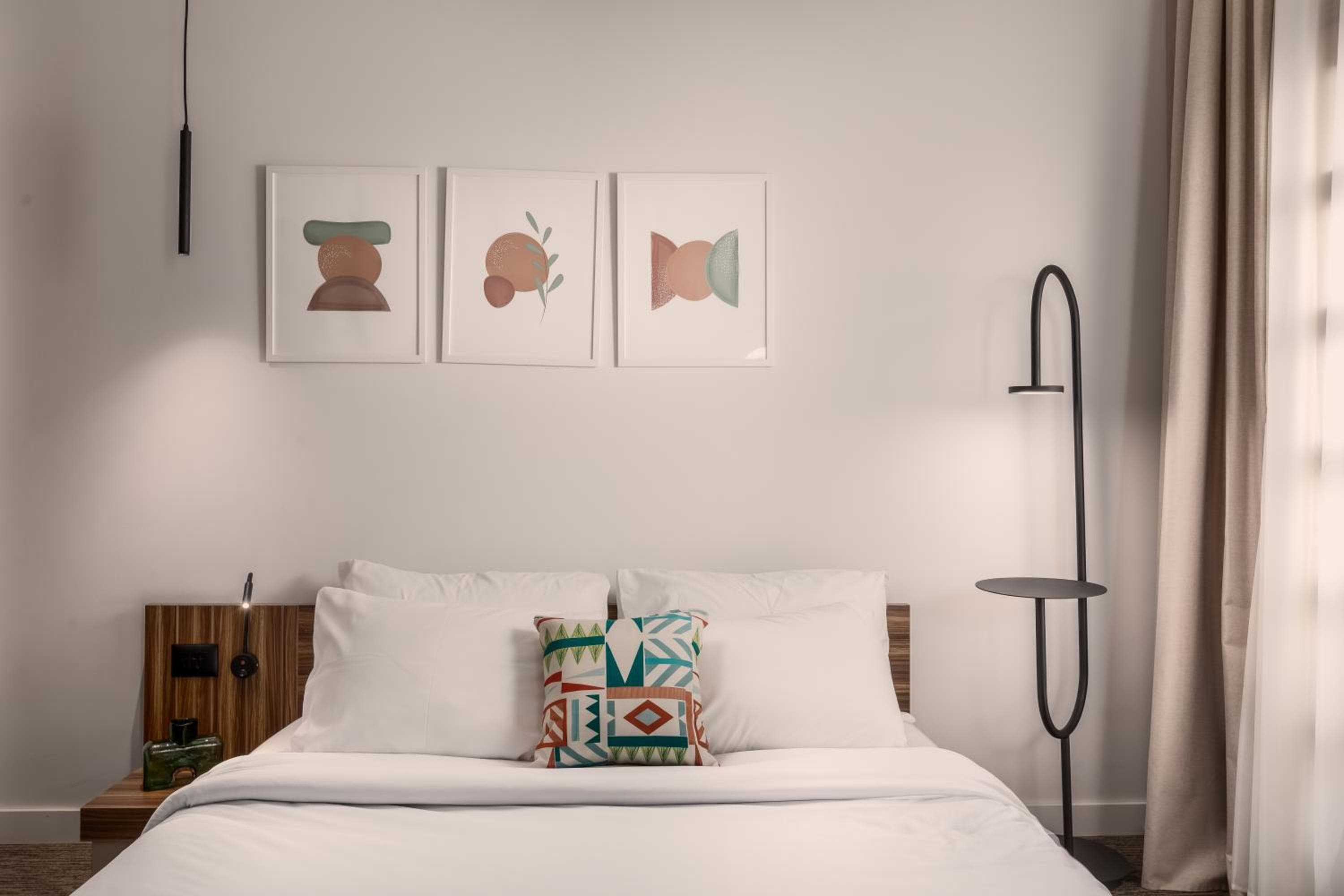 Livingville Nine, Cairo, photo 3