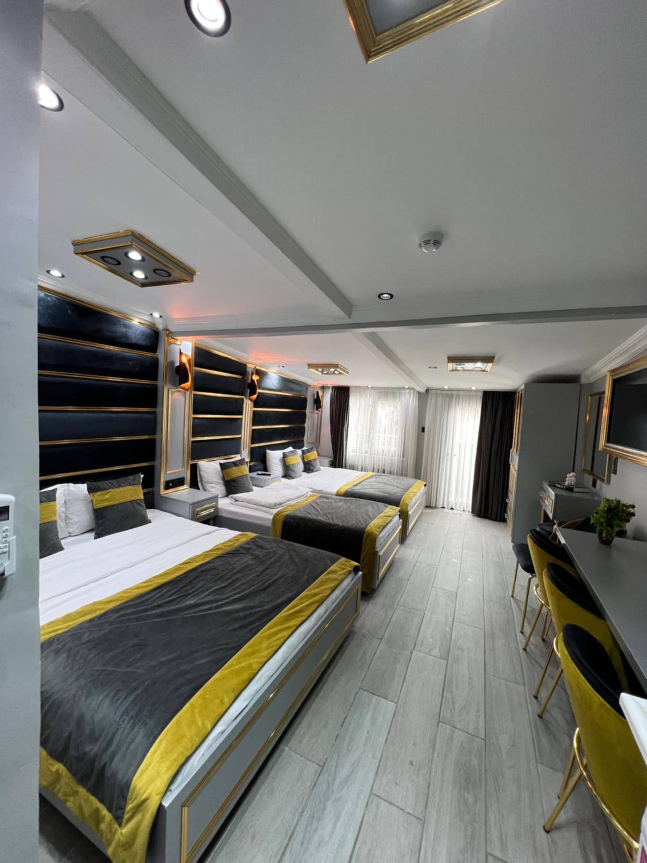 Hotel room at TAKSİM LARİSSA RESİDENCE