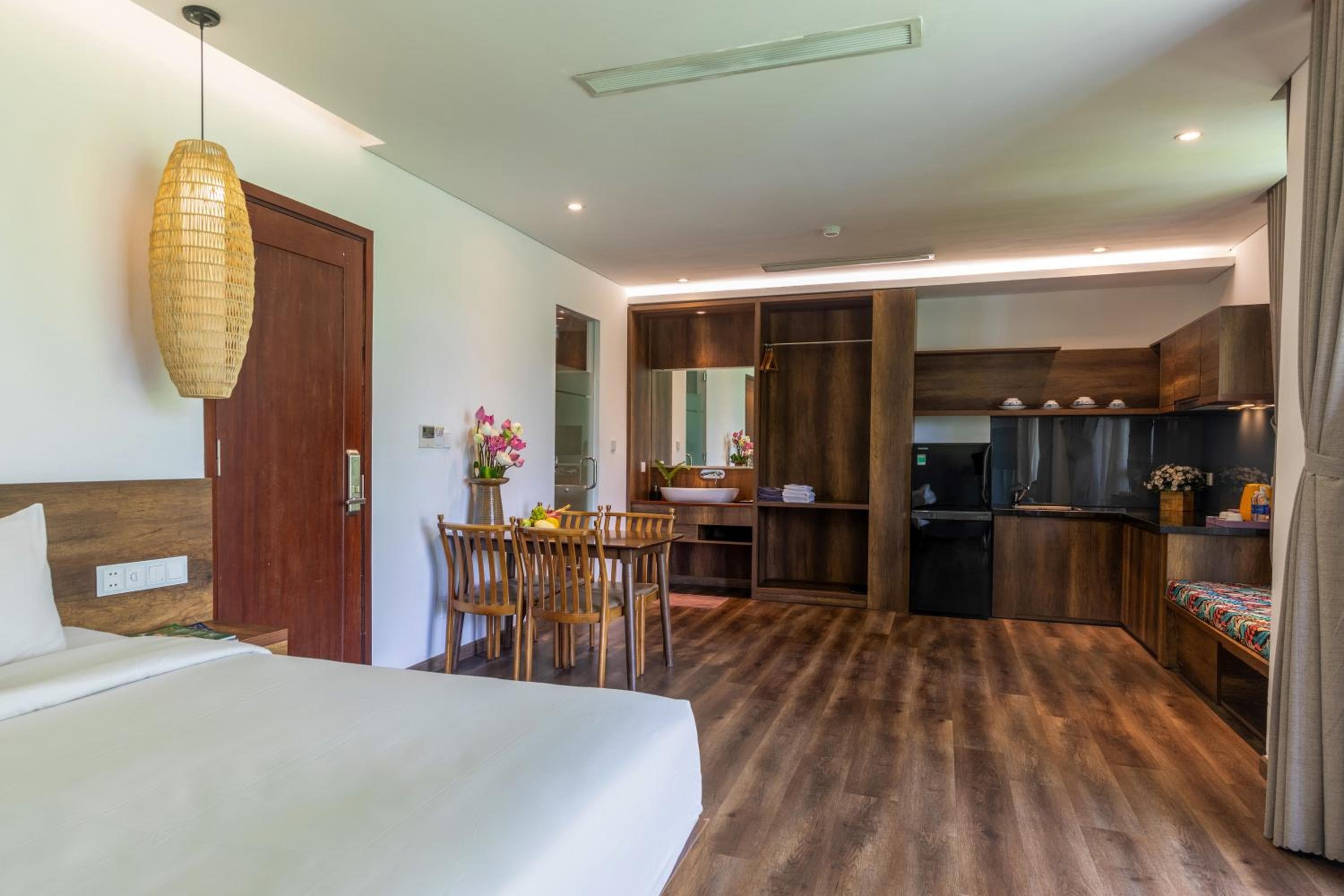 K House Apartment Danang Beach, Da Nang, photo 2