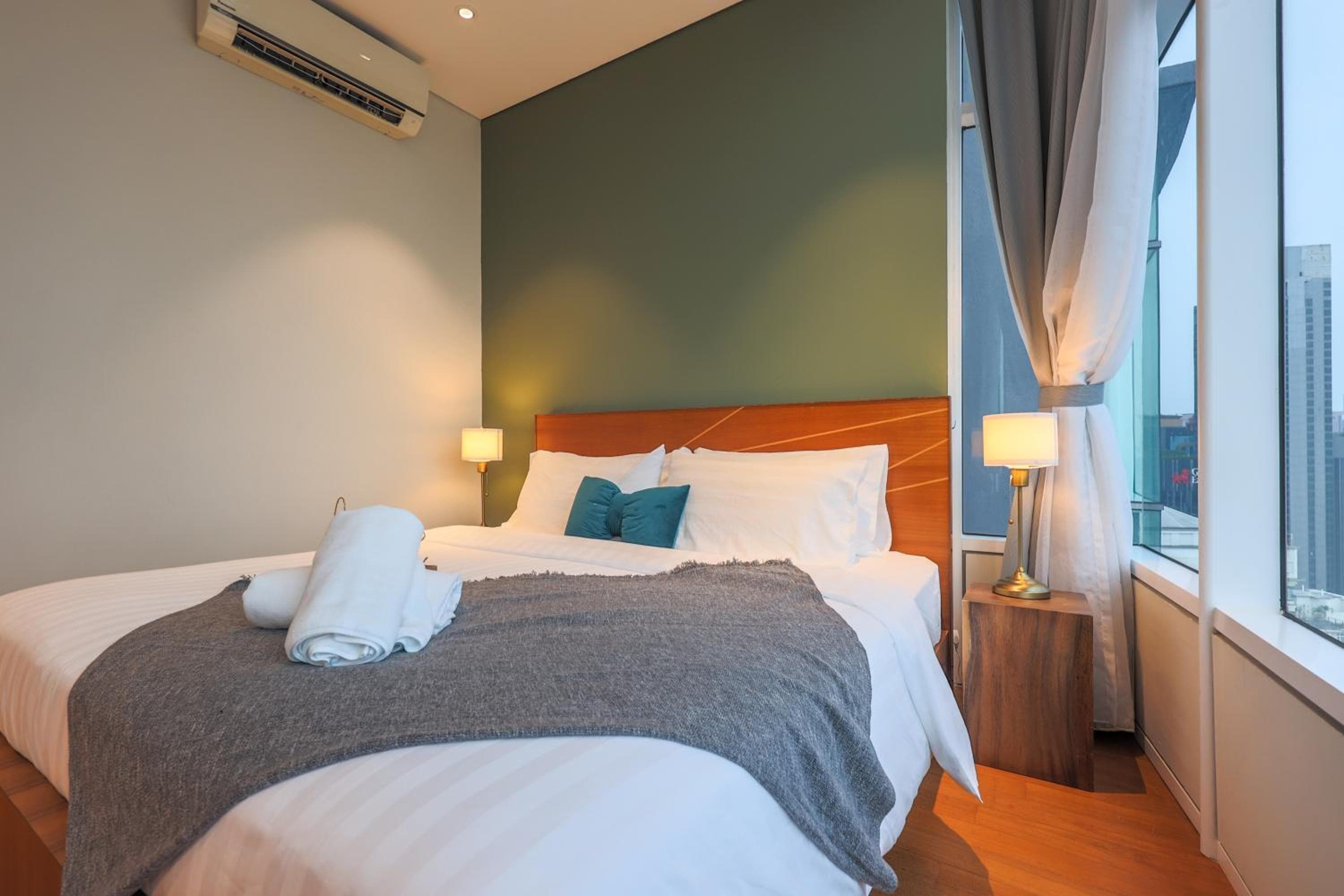 Calm Sojourn, Sky Suites KLCC, Kuala Lumpur, photo 5