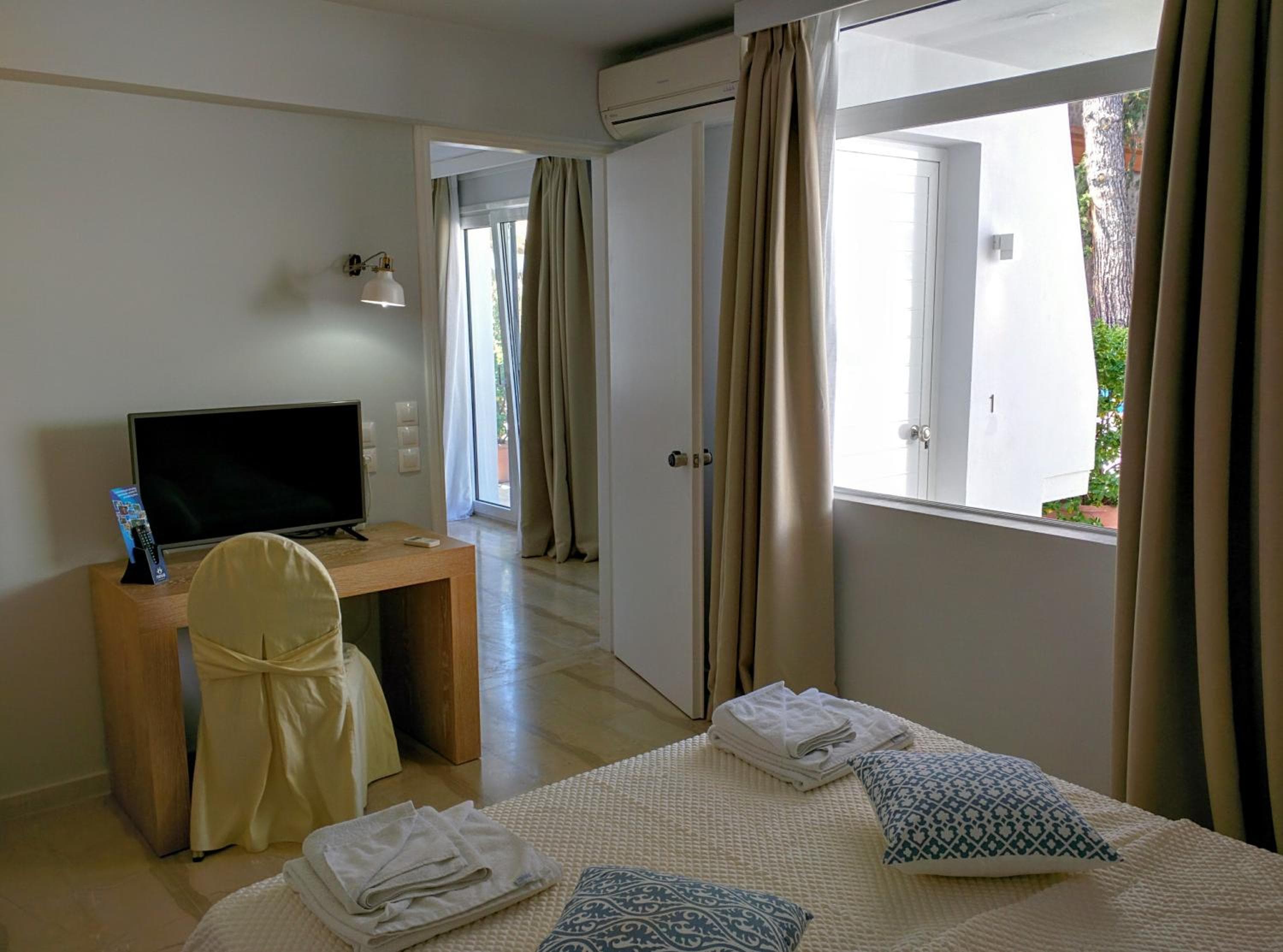 Loriet Hotel, Mytilini, photo 3