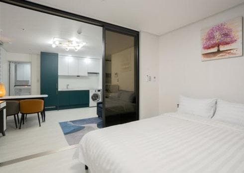 Jeju Seomun Residence Hotel, Jeju, photo 2