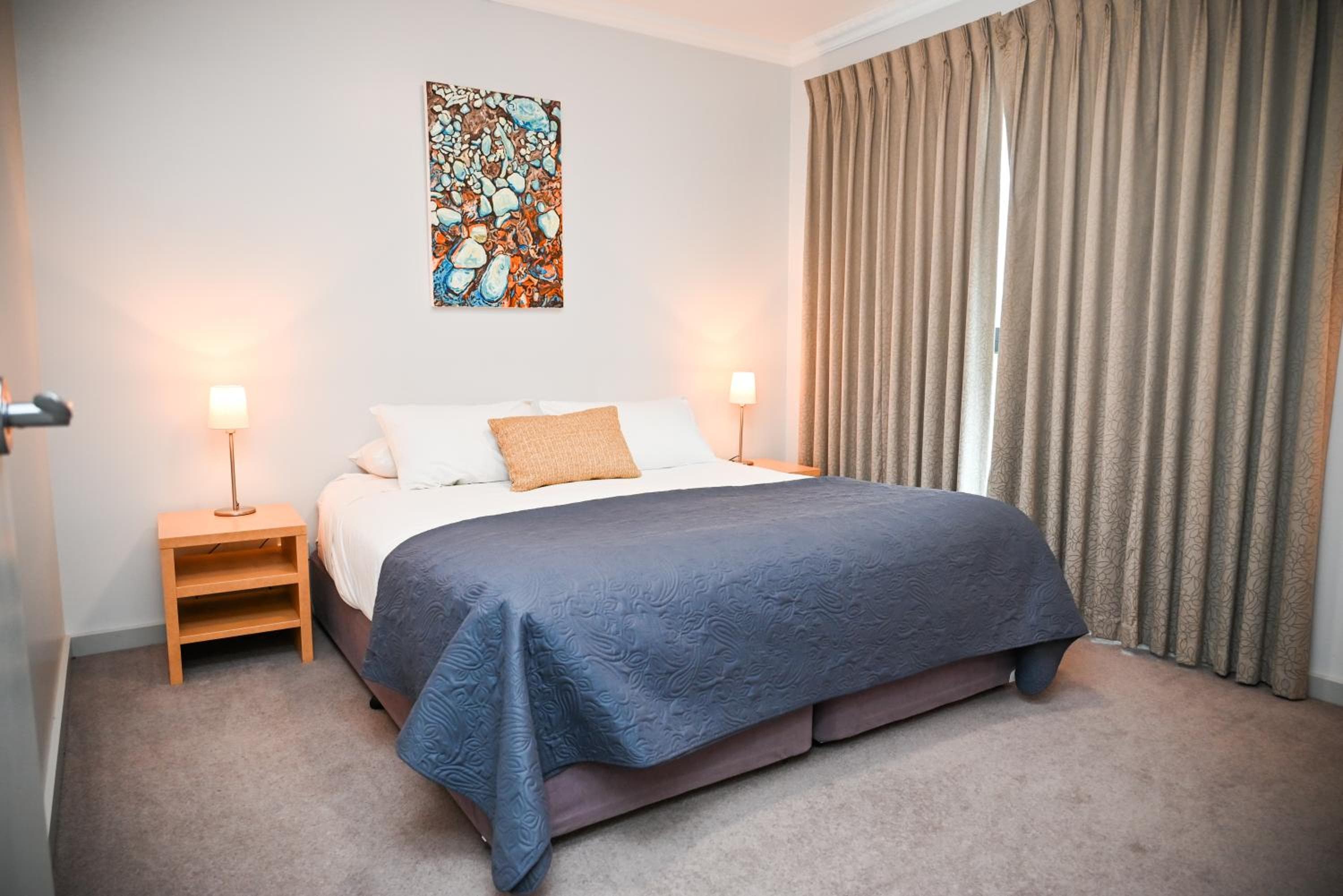 Mansfield Apartments, Mansfield, photo 3