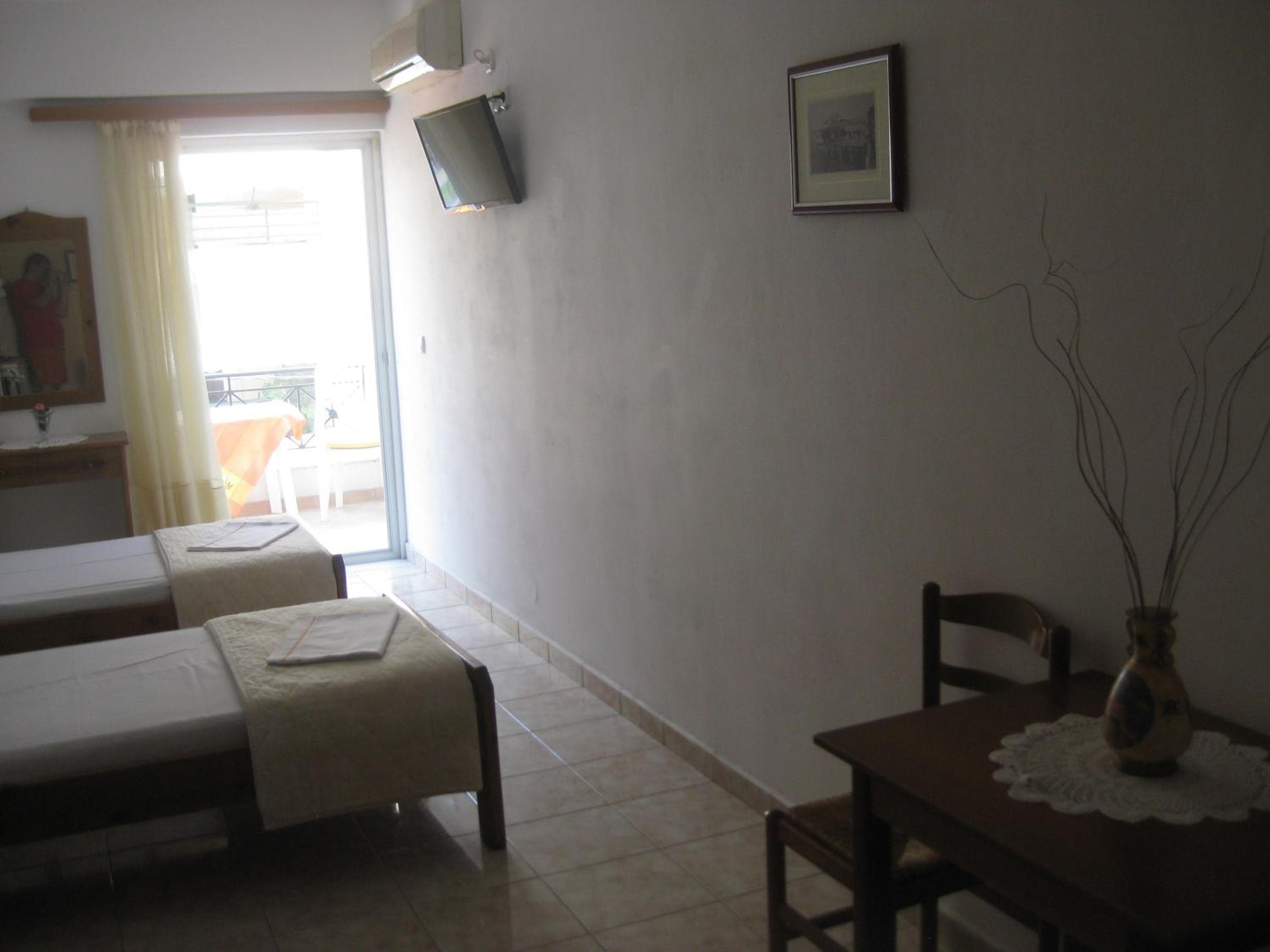 Agalos Studios, Loutra Edipsou, photo 3