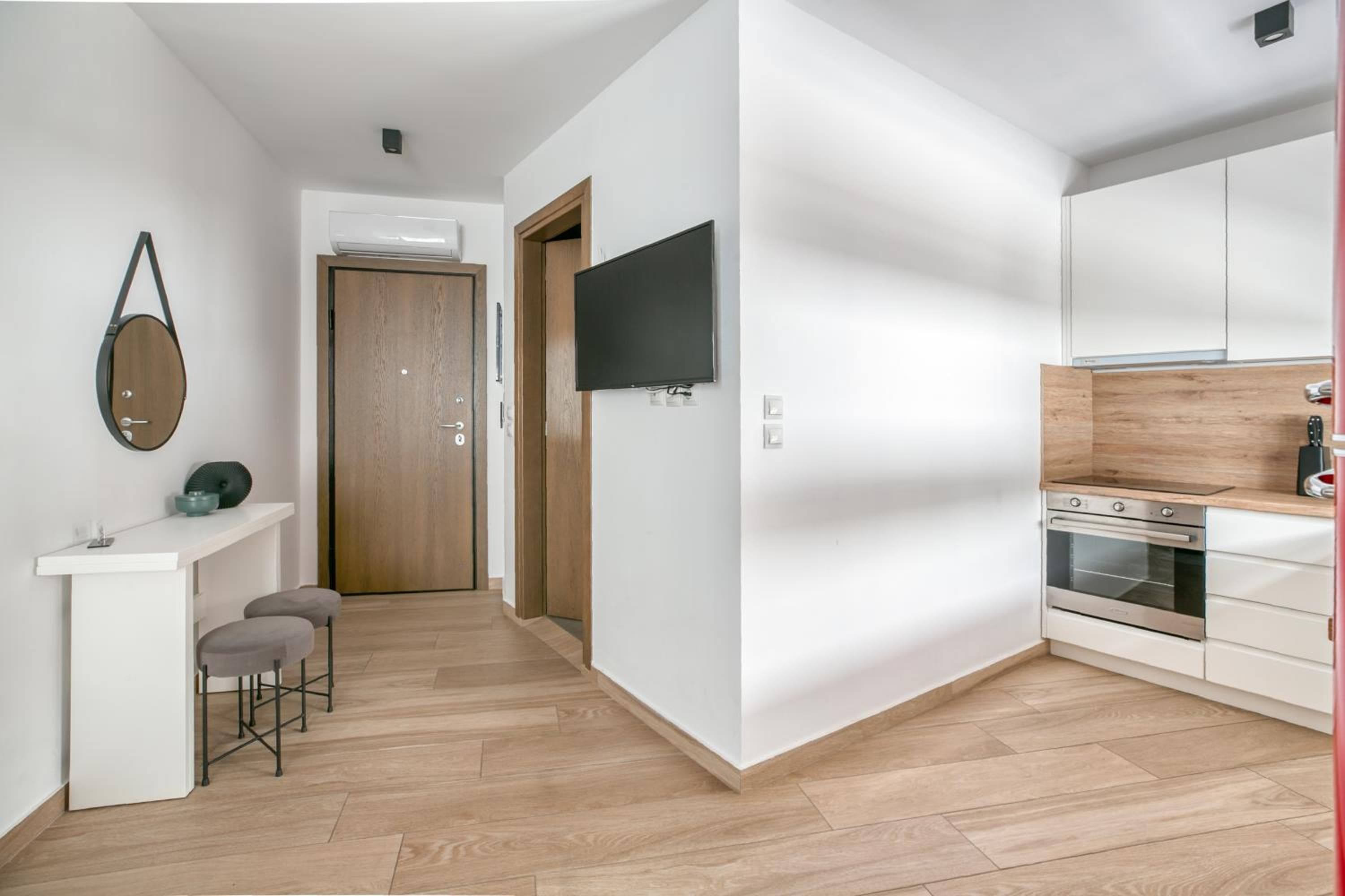 Elia Kolonaki Luxury Apartments, Athens, photo 3