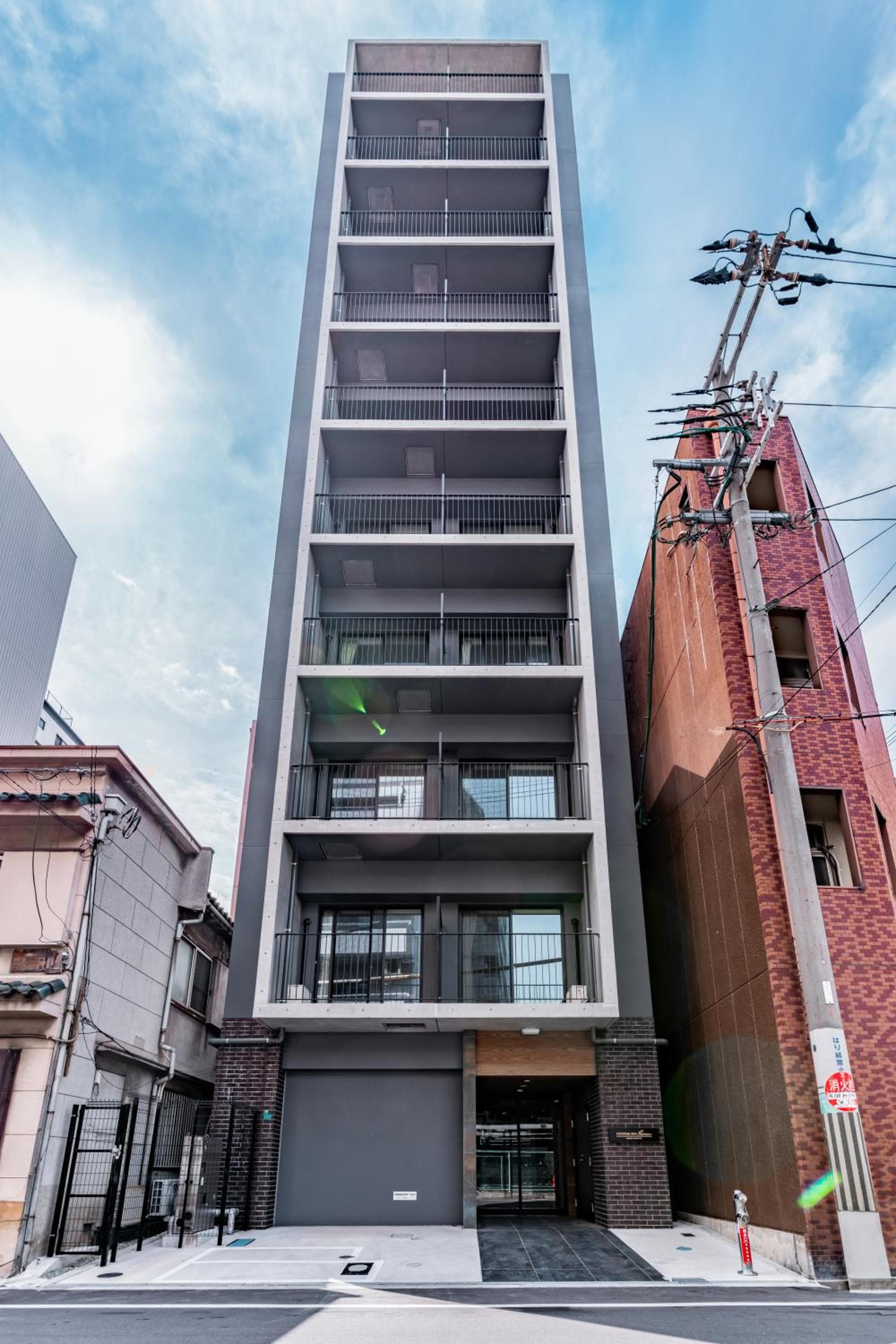 Building at SR Namba -Sanctuary Residence-