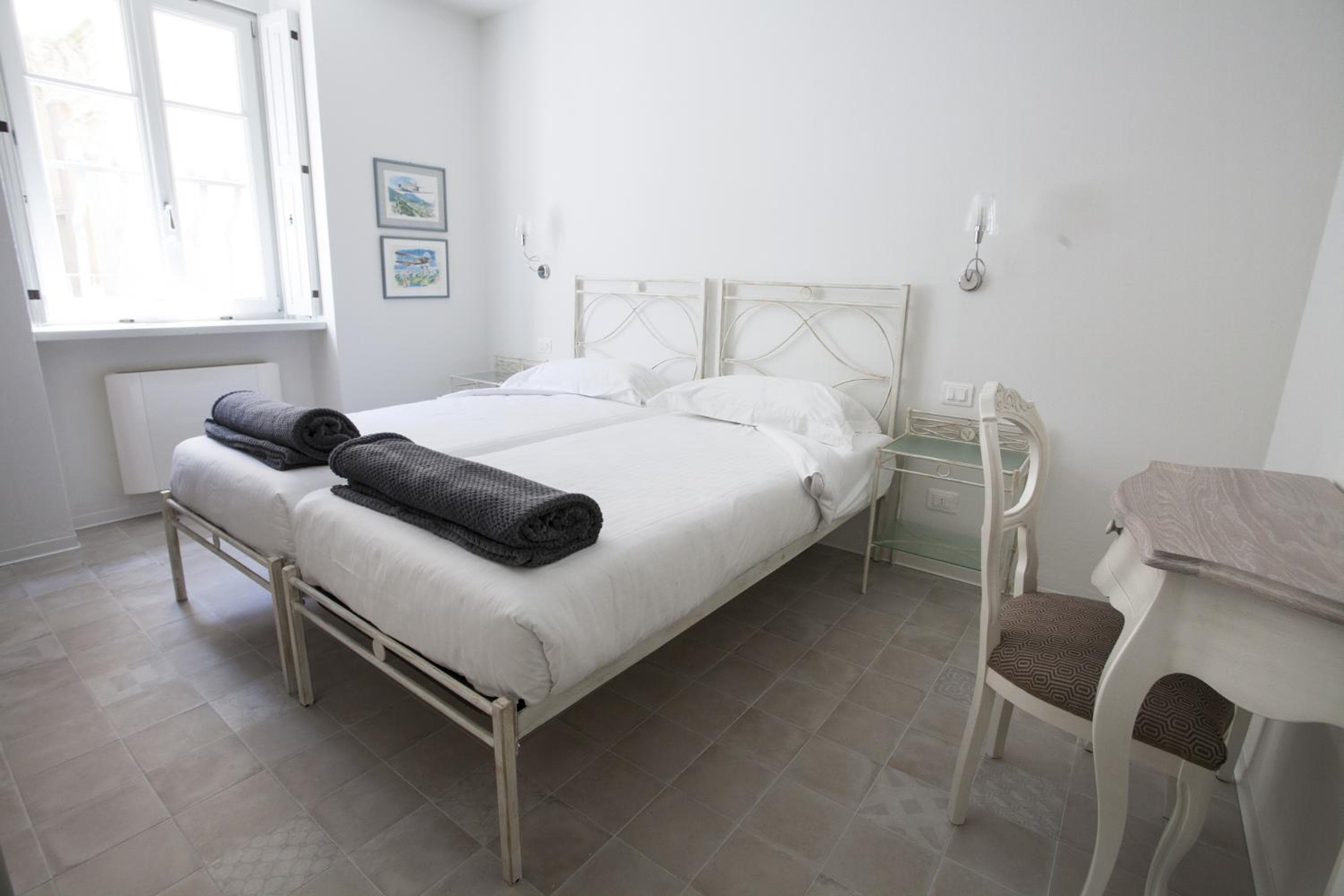 Villa Italia Luxury Suites and Apartments, Arco, photo 2