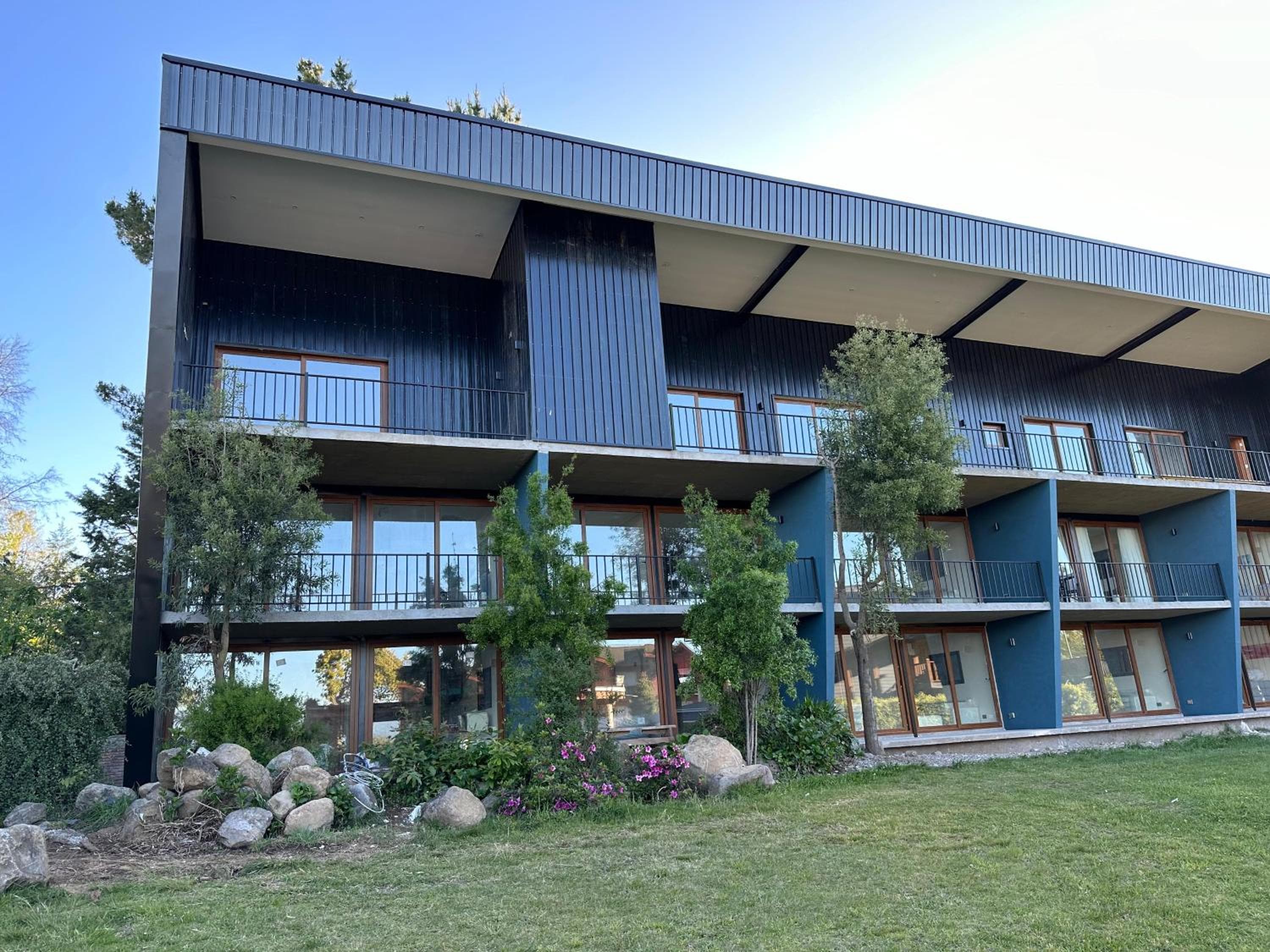 Apart Hotel Sol y Lago, Pucón, photo 3
