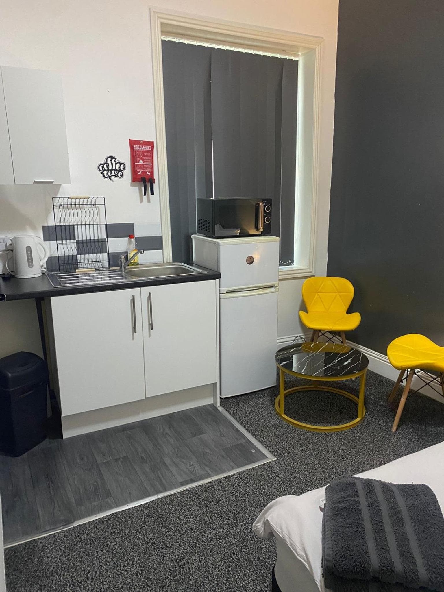 Black Ocean Holiday Apartments, Blackpool, photo 5