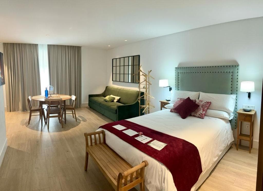 Apartamentos Turísticos La Plaza, Chipiona