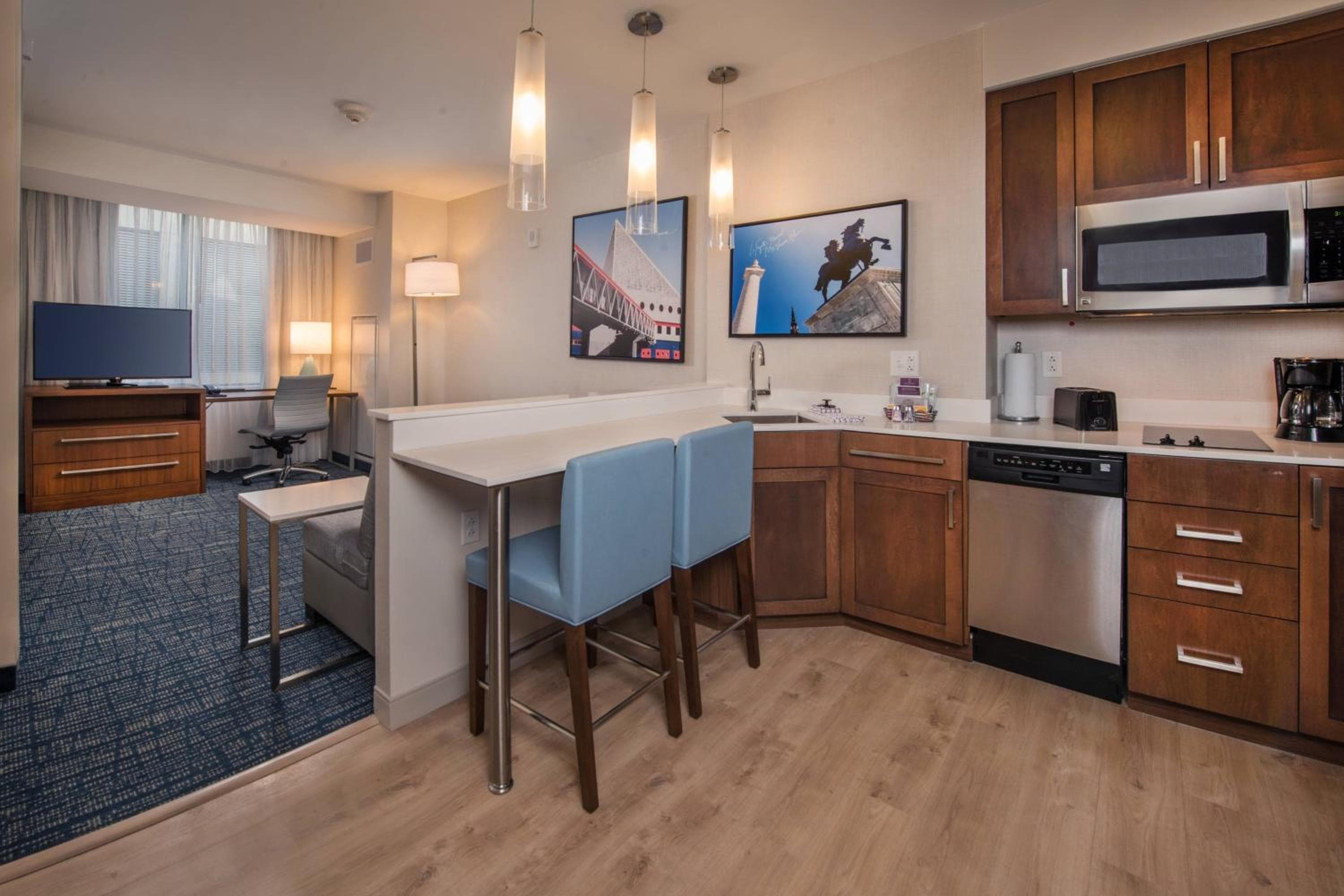 Residence Inn by Marriott Baltimore at The Johns Hopkins Medical Campus, Baltimore, photo 2