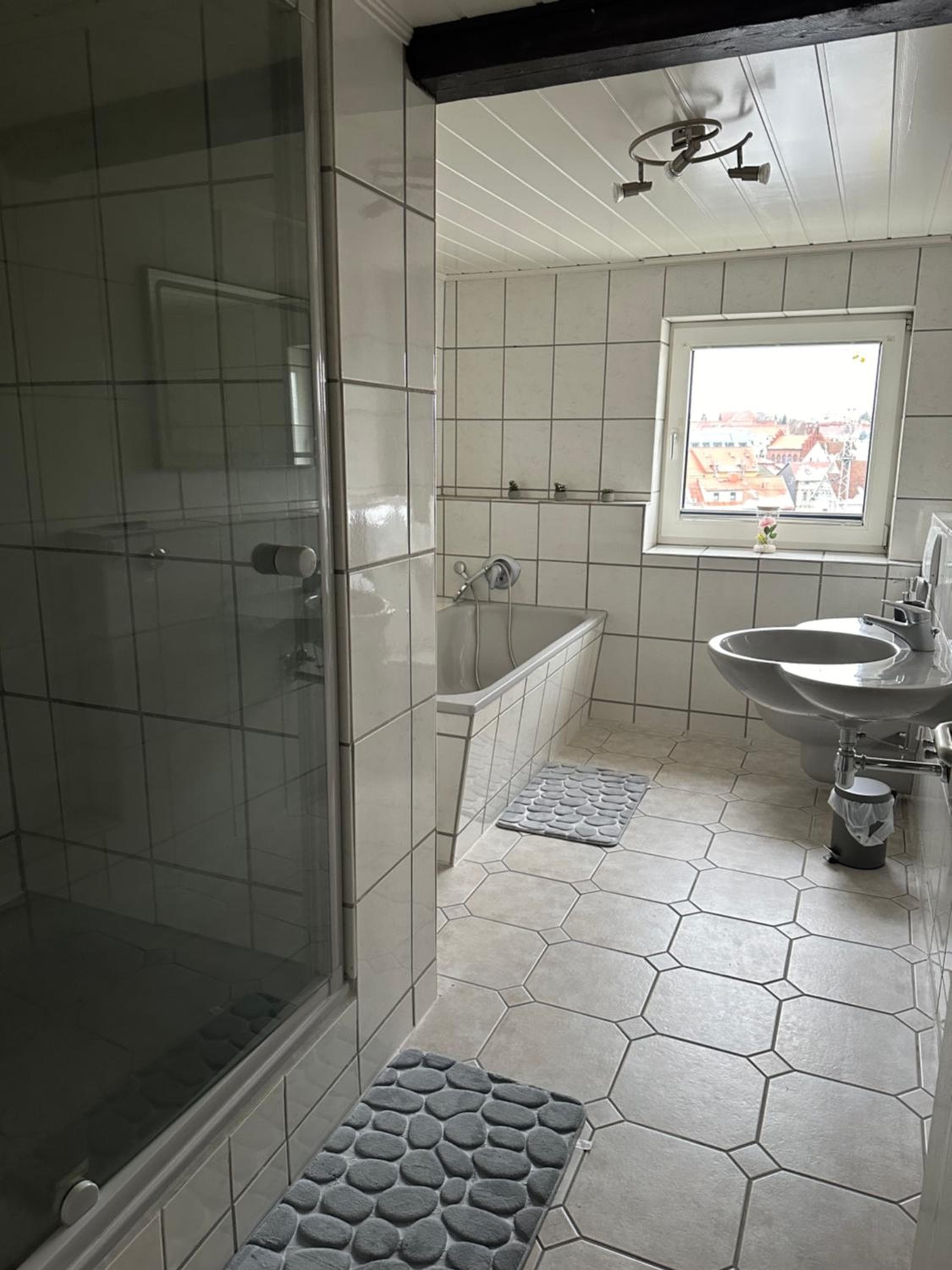 Bathroom at Pension Hotel Leinefelde am Bahnhof