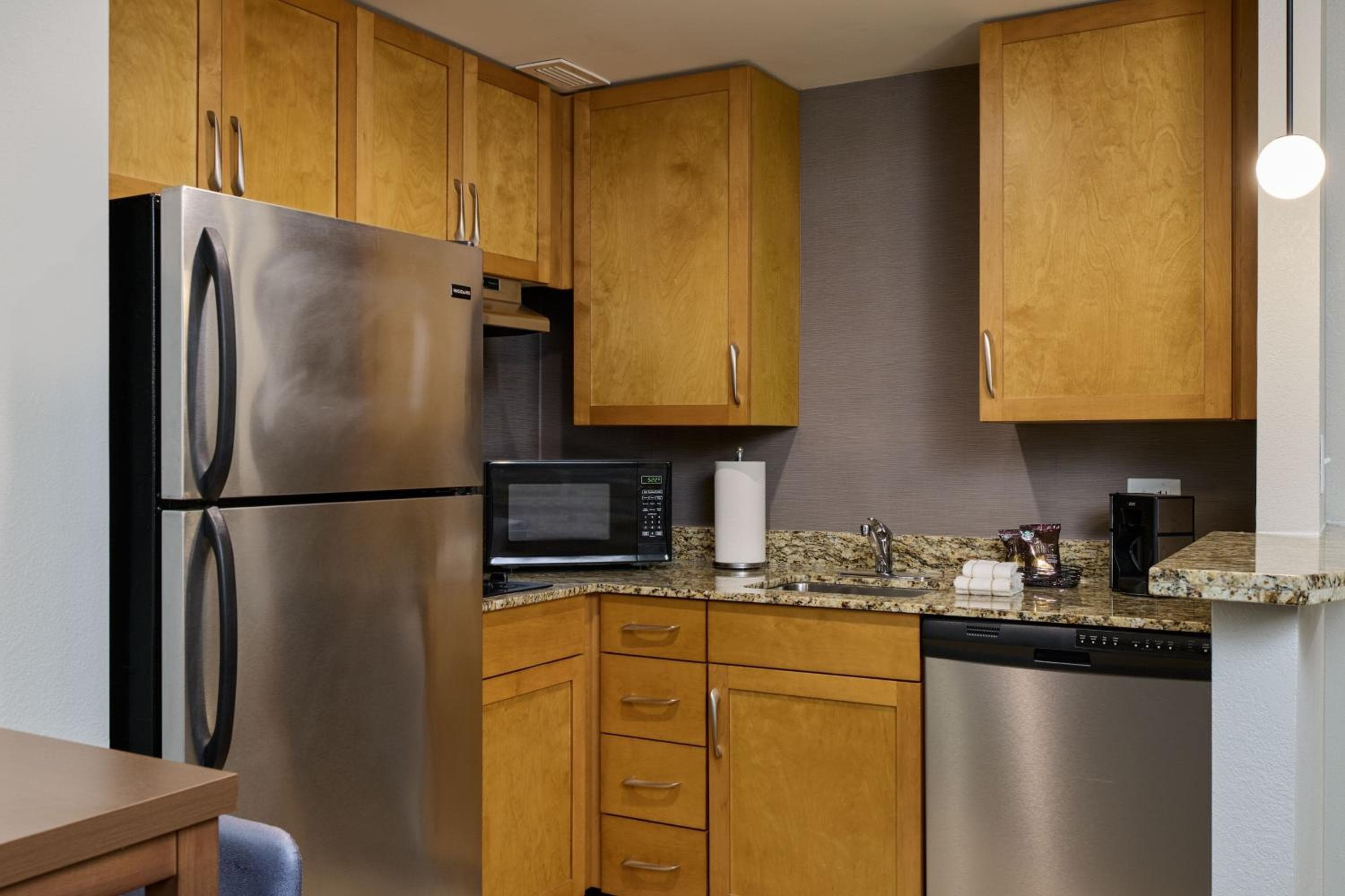 Residence Inn Arlington Capital View, Arlington, photo 3