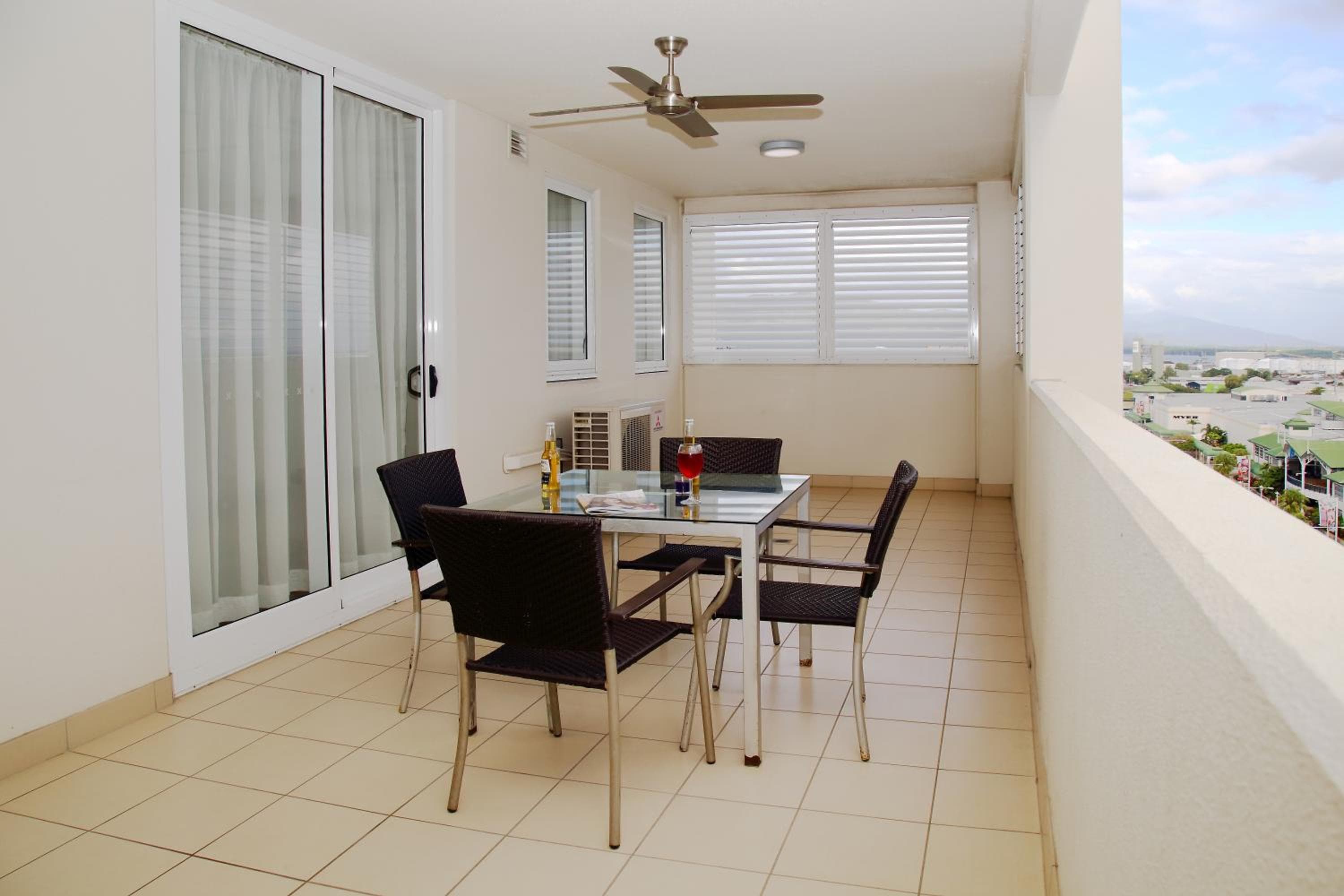 Cairns Central Plaza Apartment Hotel Official, Cairns, photo 4