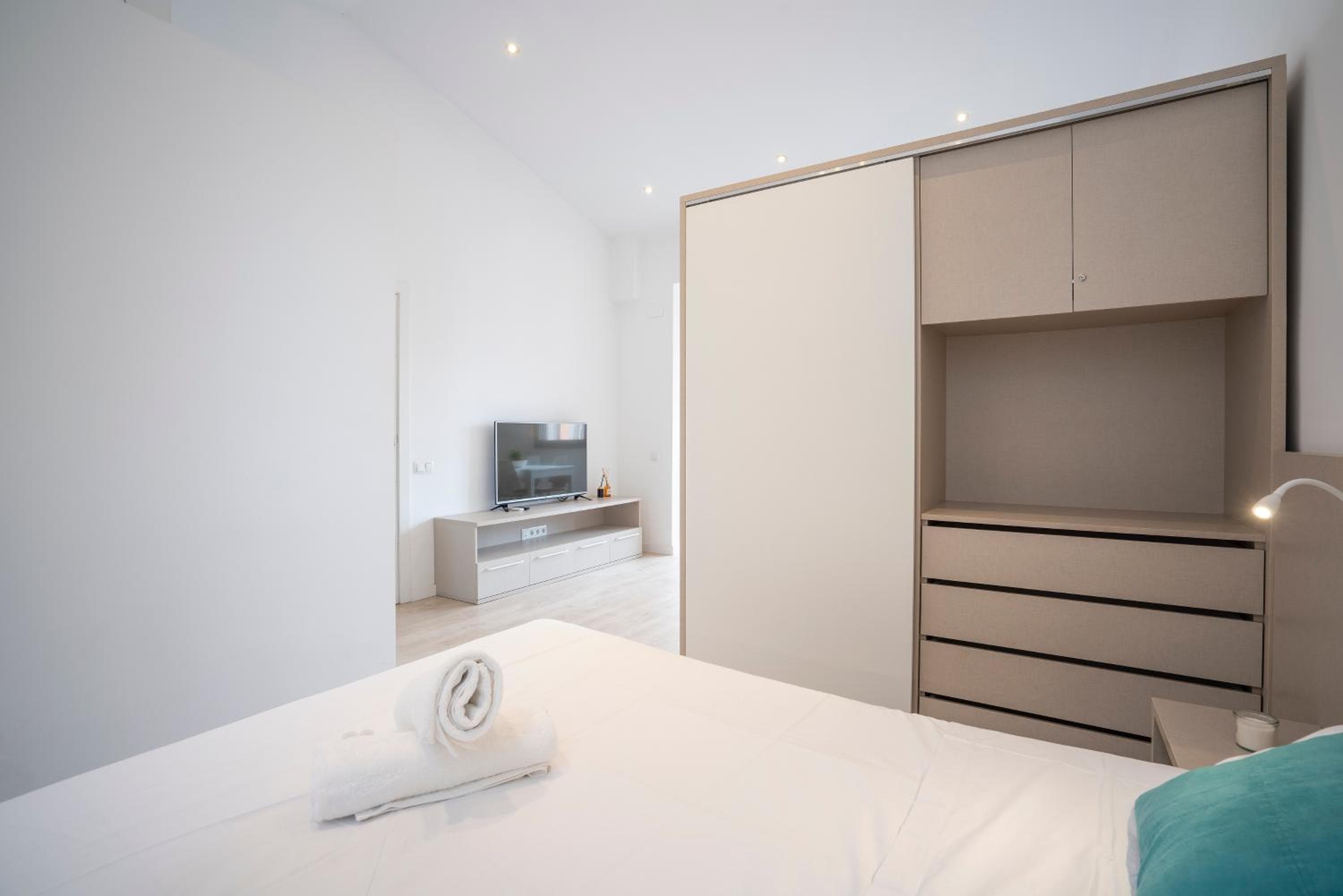 BcnStop Sant Pau Suites, Barcelona, photo 4