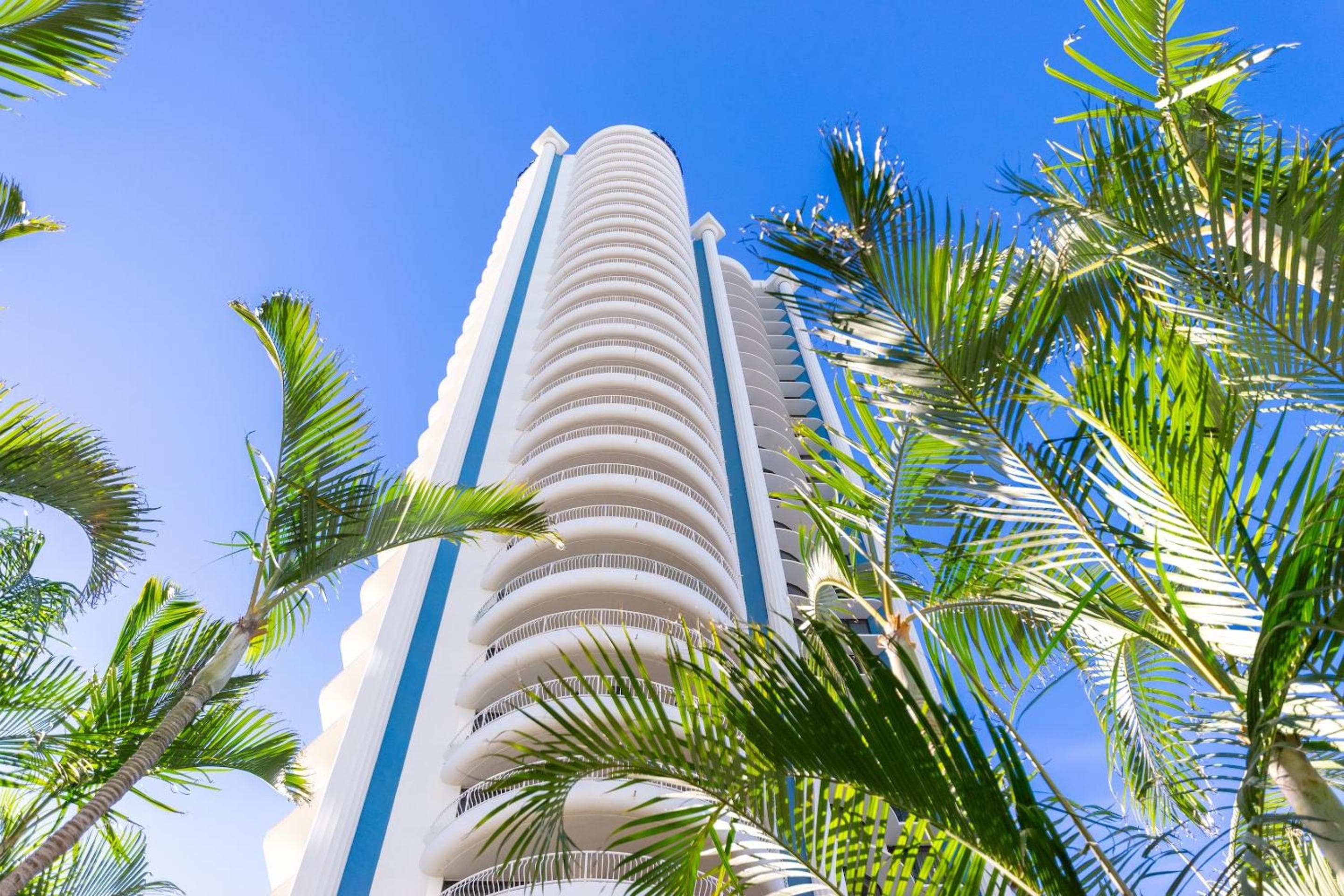 Building at Aegean Apartments Surfers Paradise