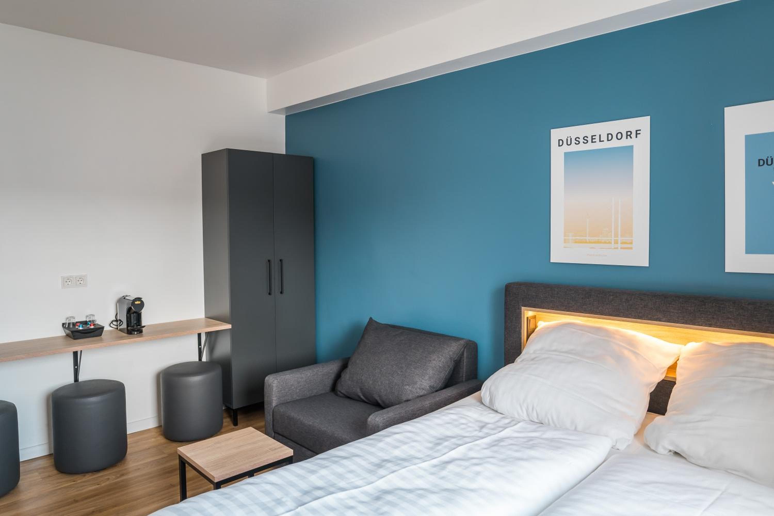 Antares Apartments, Düsseldorf, photo 4