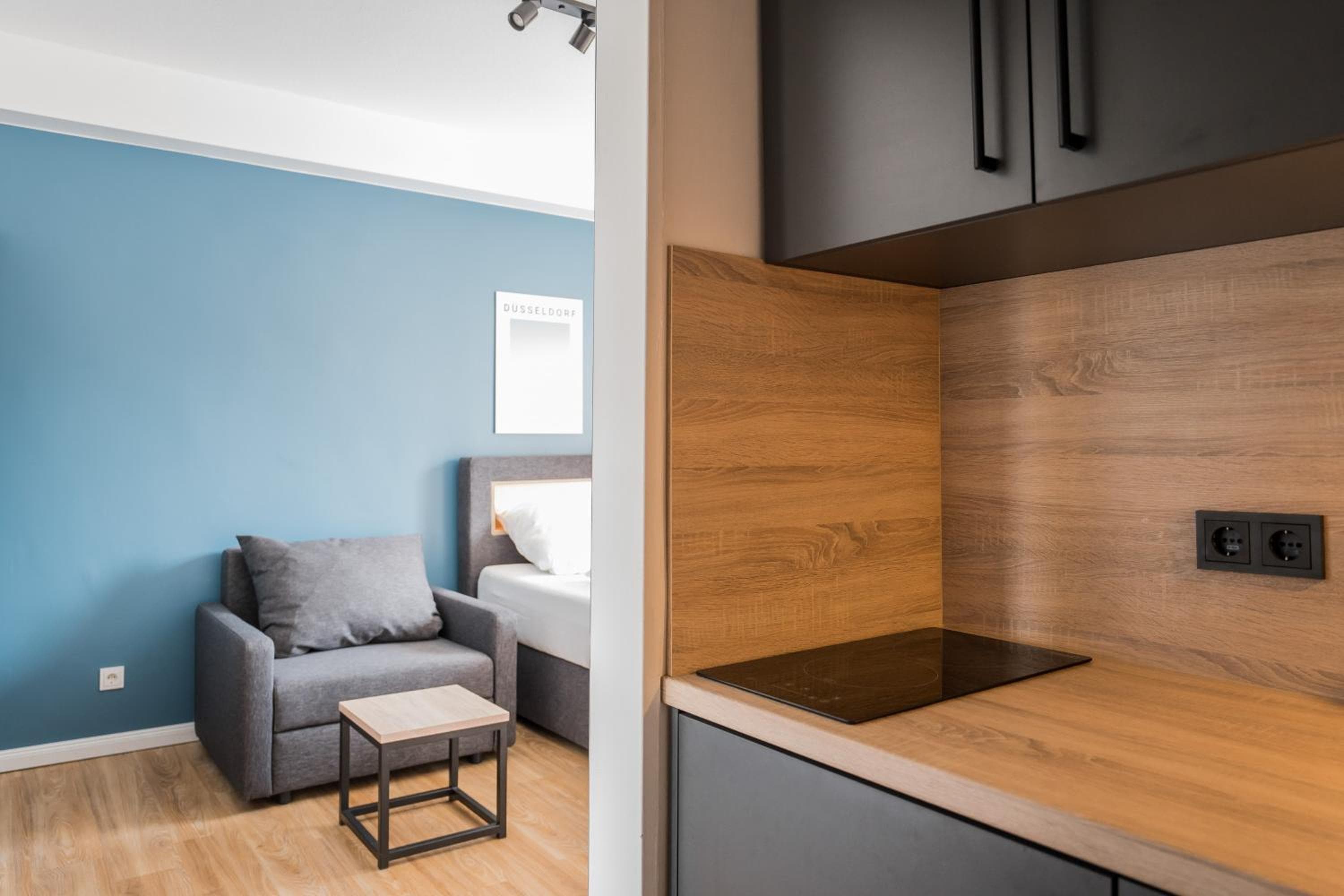 Antares Apartments, Düsseldorf, photo 6