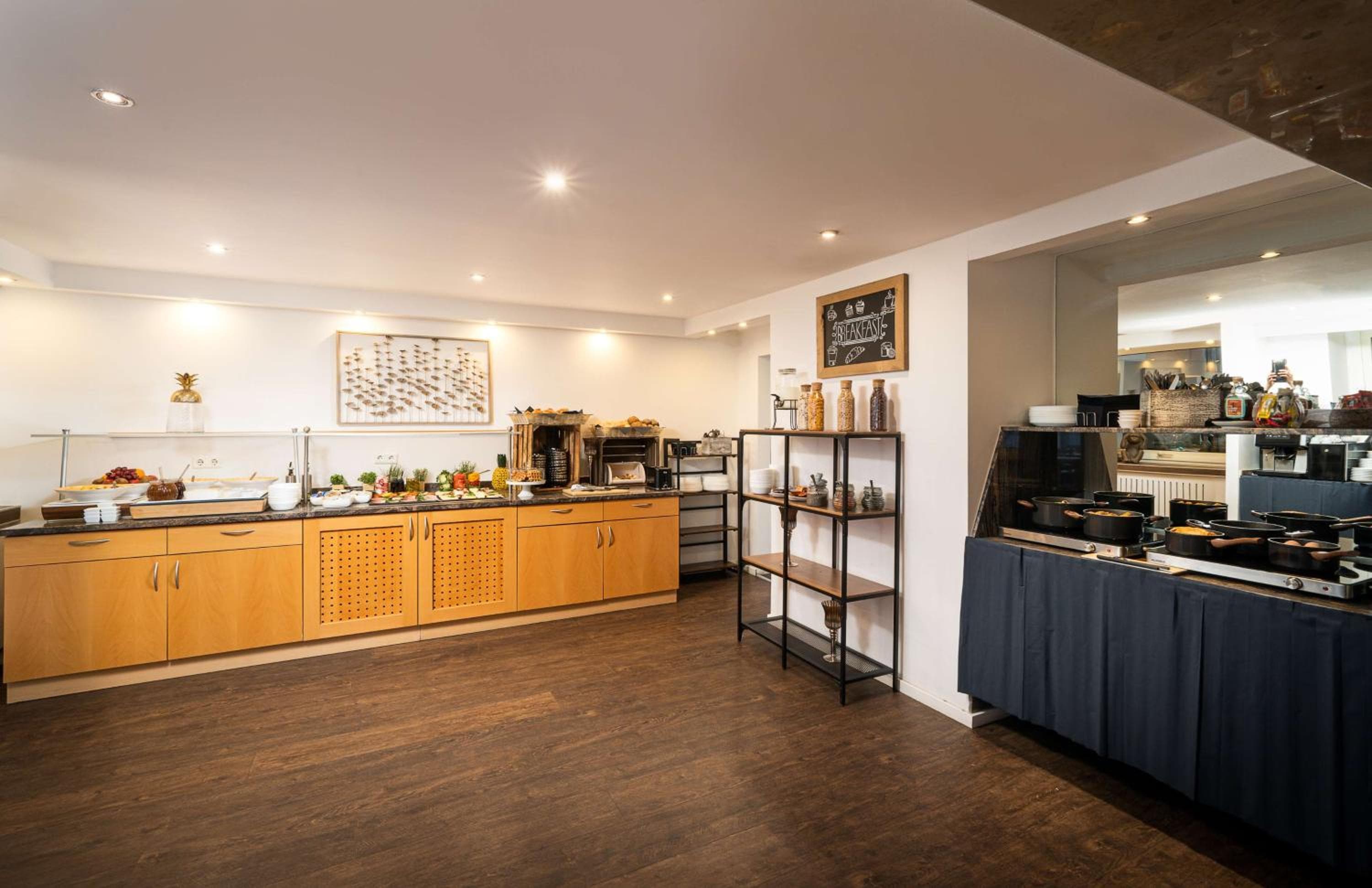 ANA Suites Karlsruhe, Trademark Collection by Wyndham, Karlsruhe, photo 2