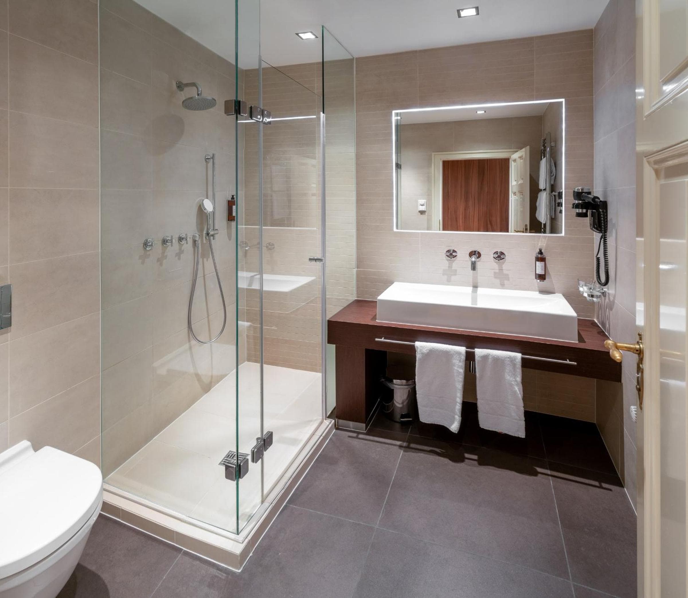 Golden Angel Suites by Adrez, Prague, photo 3