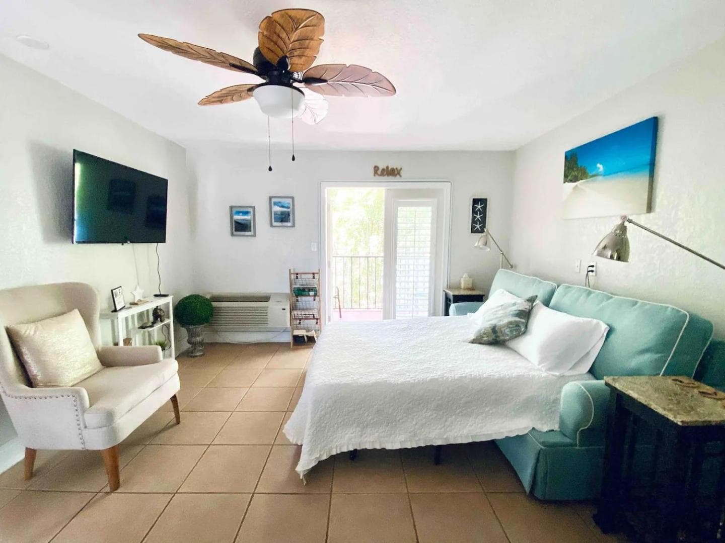 Condo in Waterfront Resort with Balcony Close to Beaches Free Bikes, Dunedin, photo 6