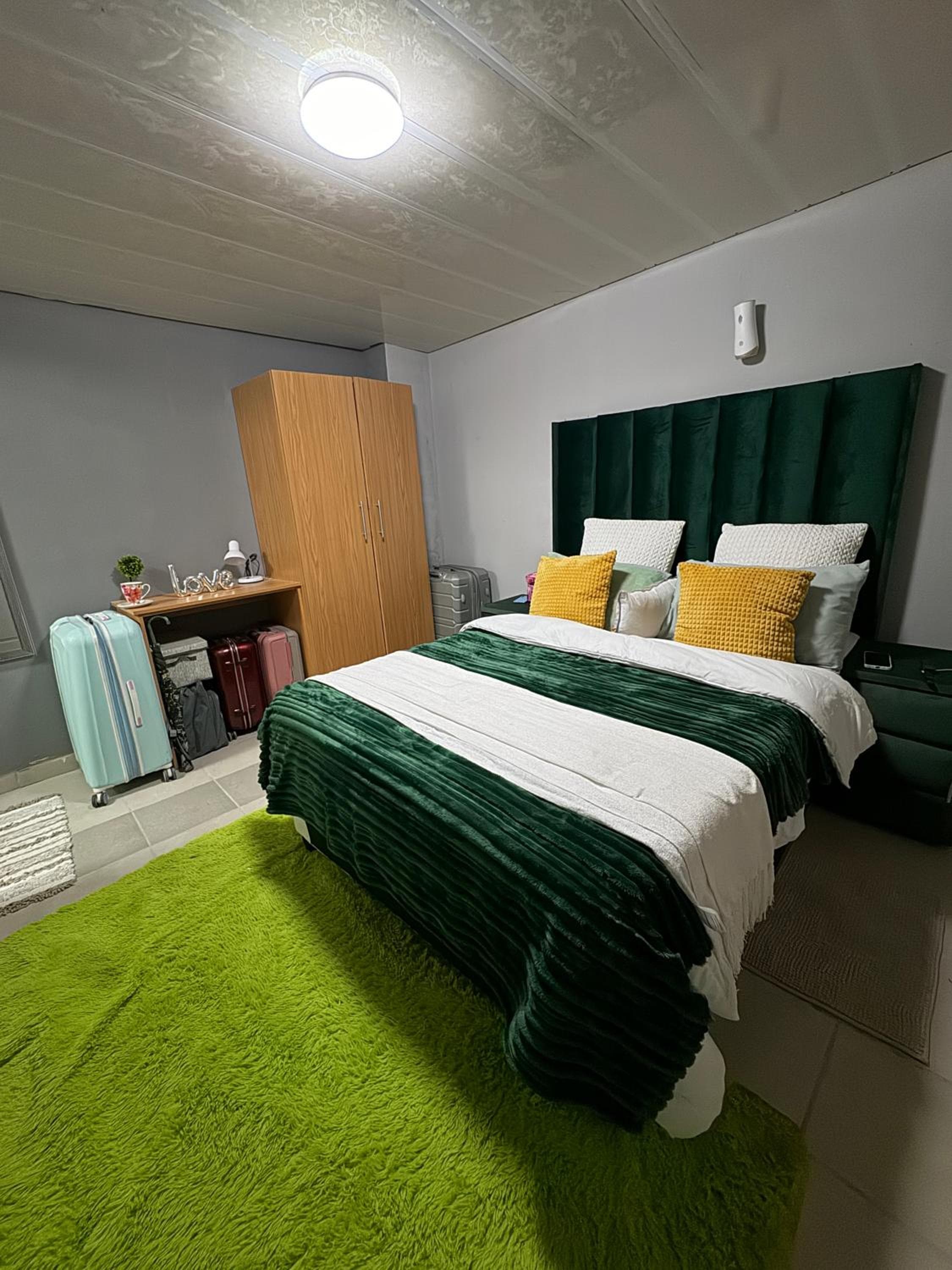 Blue Lantern Bed and Breakfast, Kempton Park, photo 2