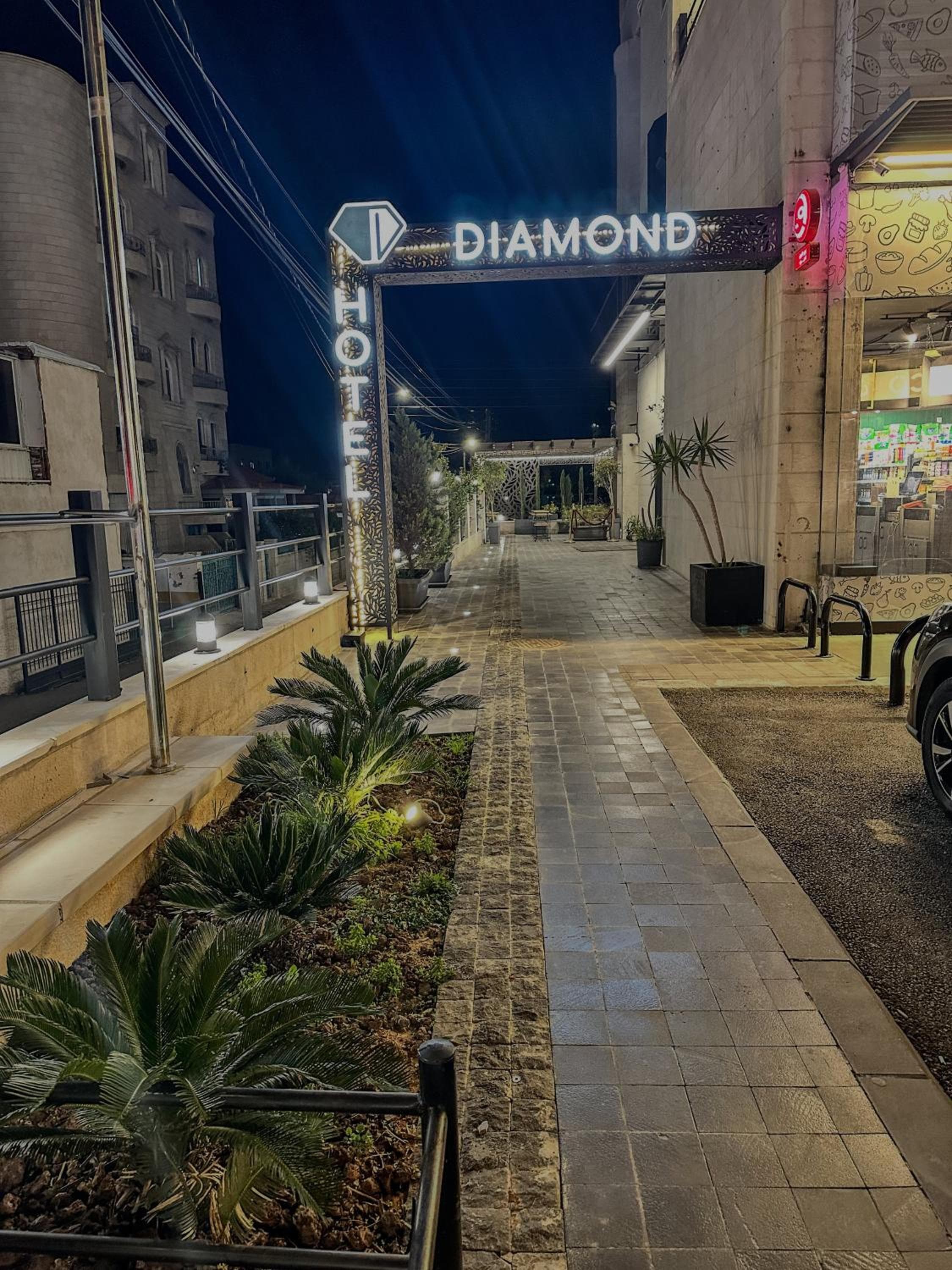Diamond Hotel, Amman