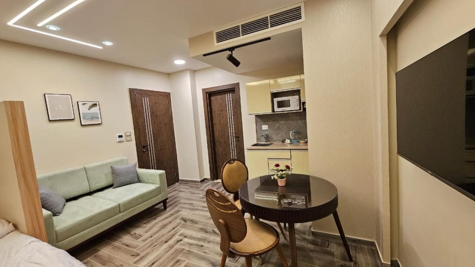 Luxury Accommodation, Sheikh Zayed, photo 3