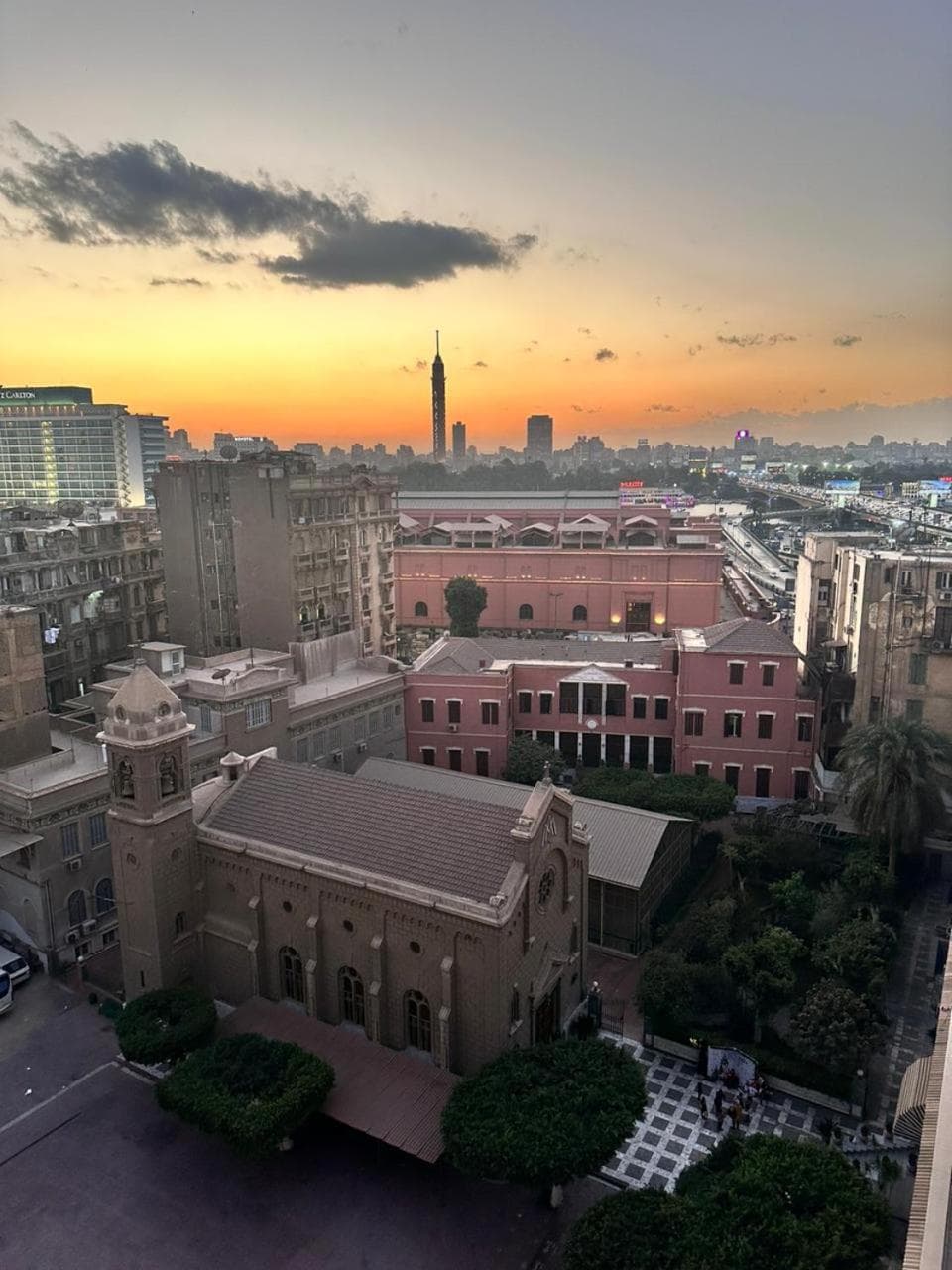Midtown Nile View Suites, Cairo