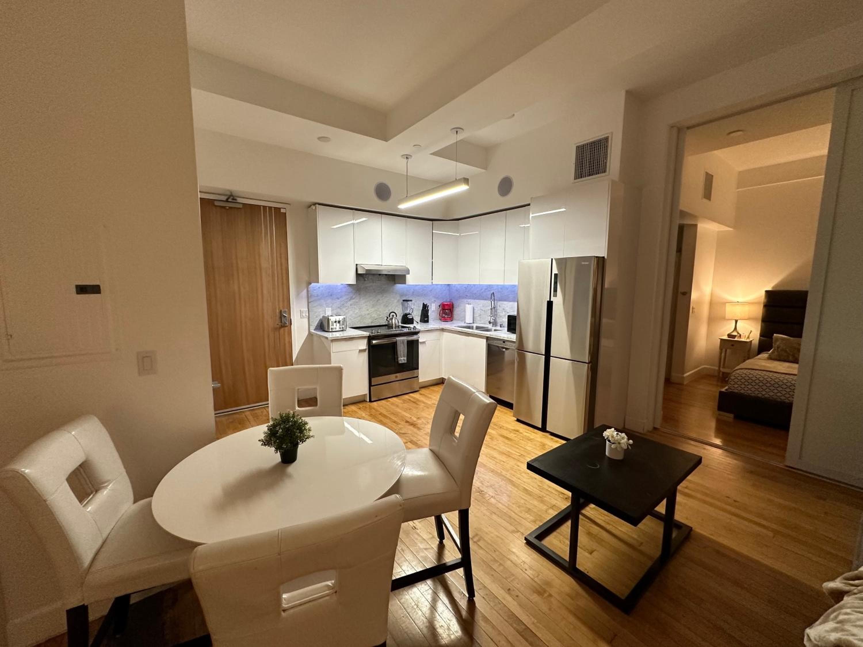 One Lux Stay HWH Downtown Los Angeles, Los Angeles, photo 4