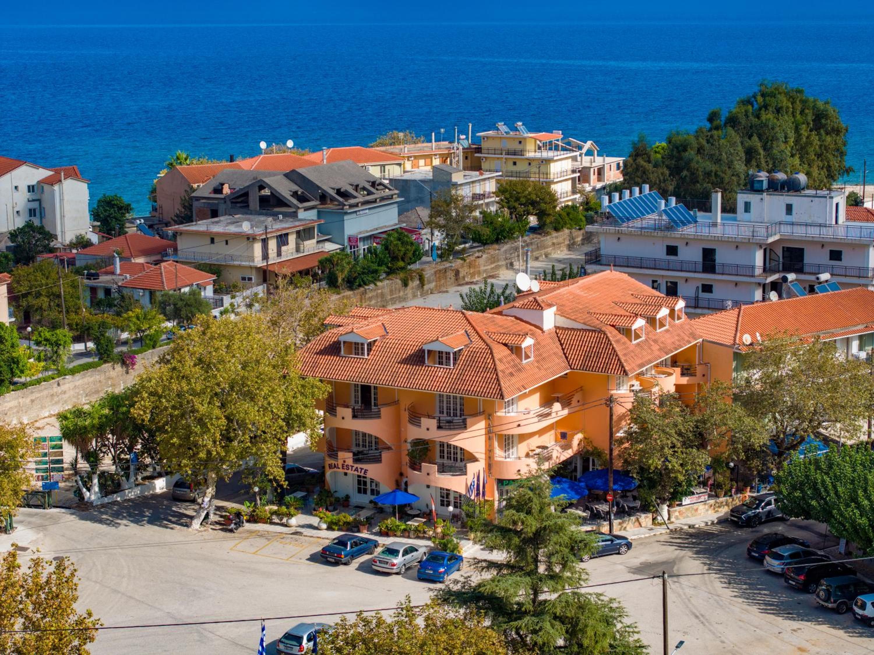 Odysseus Palace, Póros Kefalonias
