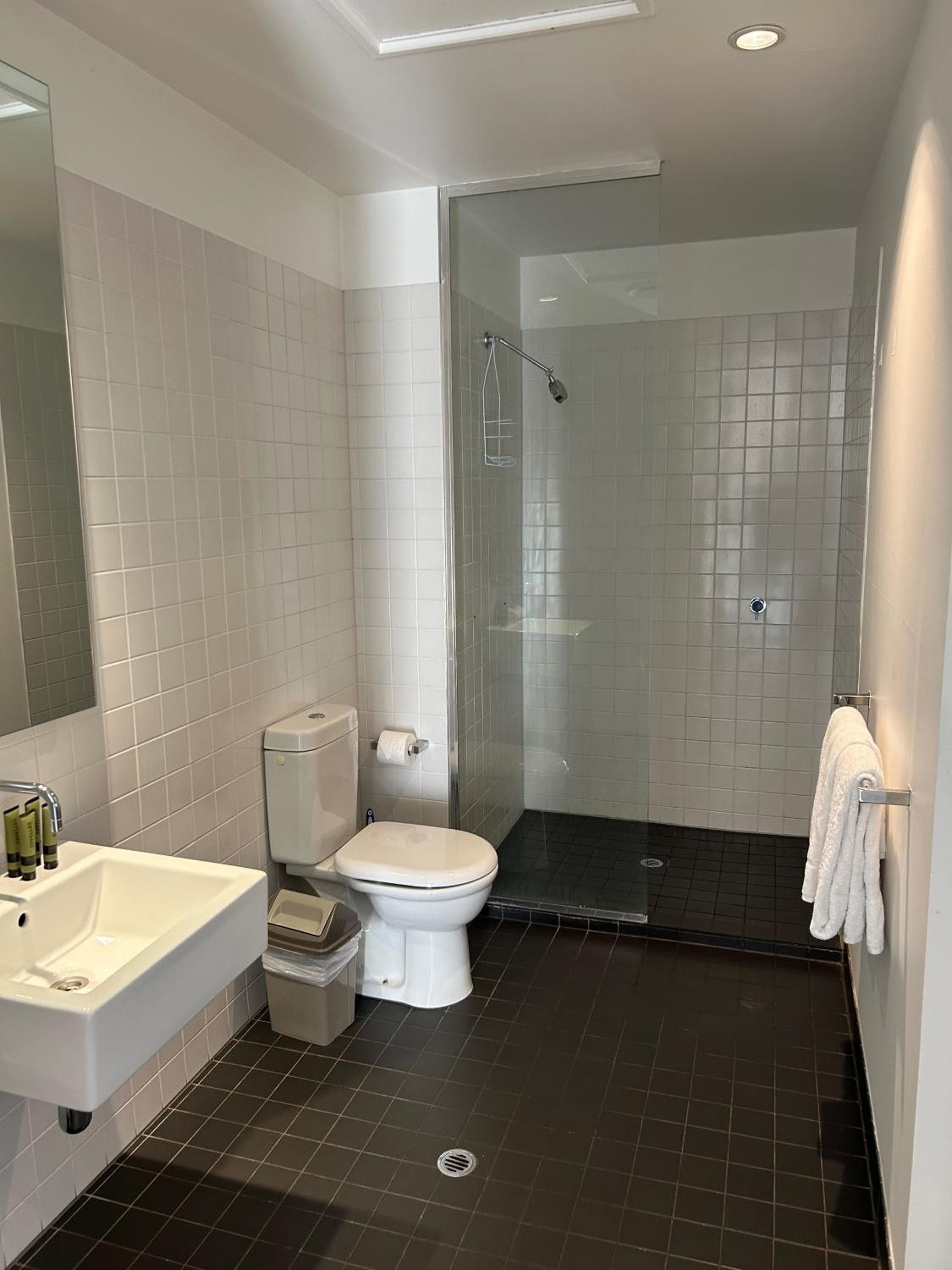 Adele Apartment Hotel East Melbourne, Melbourne, photo 6