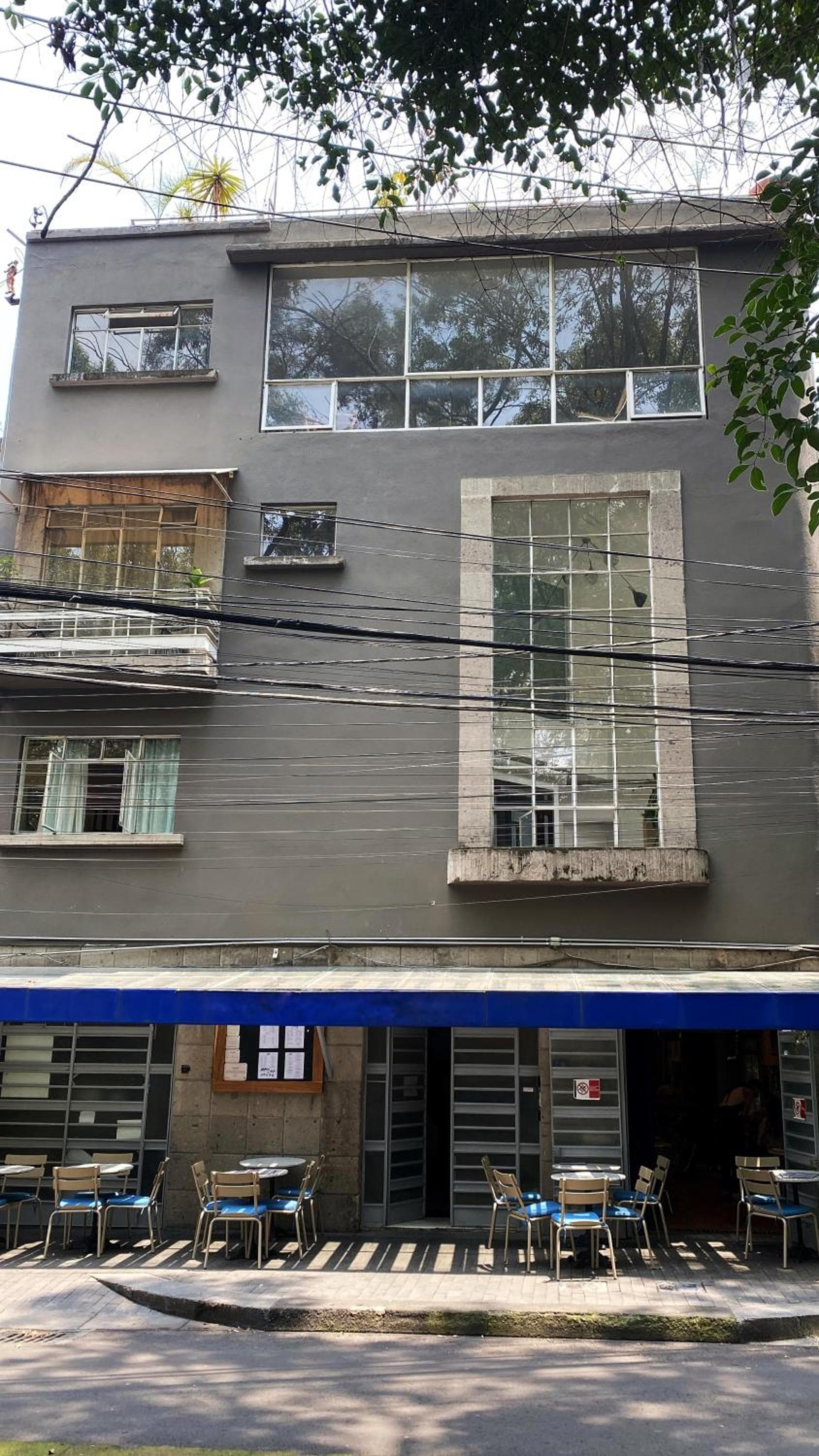 Edificio Art Deco en Roma Norte, Mexico City