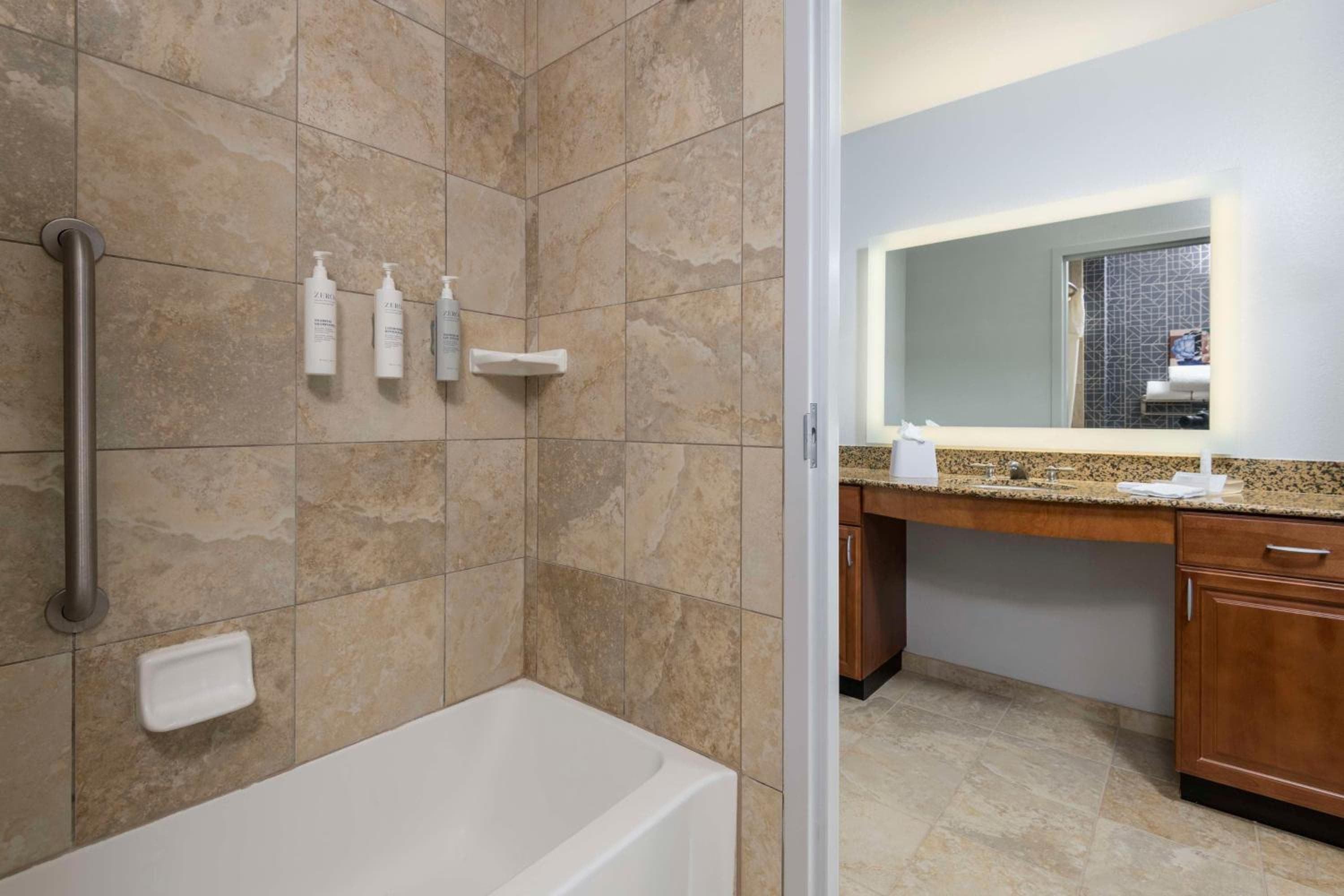 Homewood Suites by Hilton Phoenix North-Happy Valley, Phoenix, photo 2