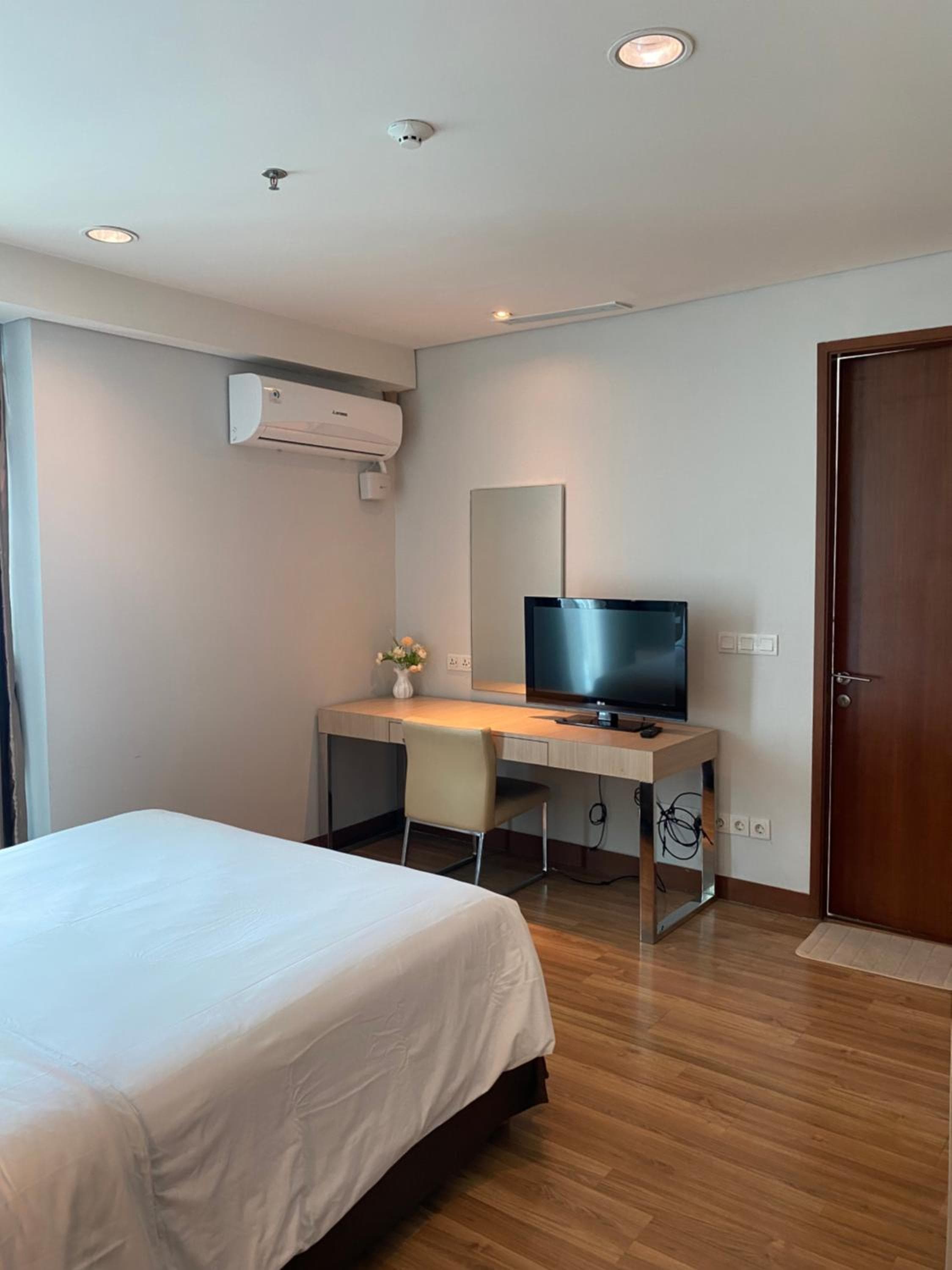 The H Tower Residence by YLS Stay, Jakarta, photo 3